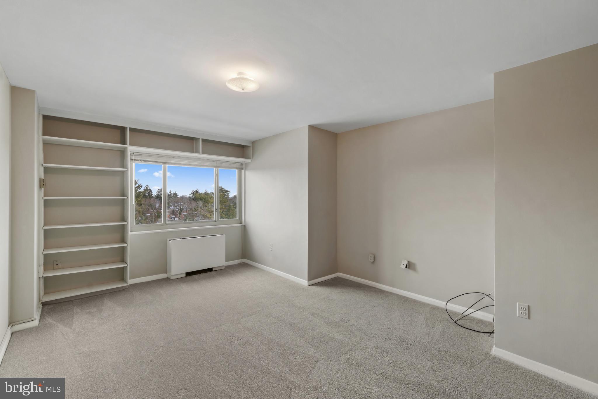 PARK TOWERS WEST - Residential