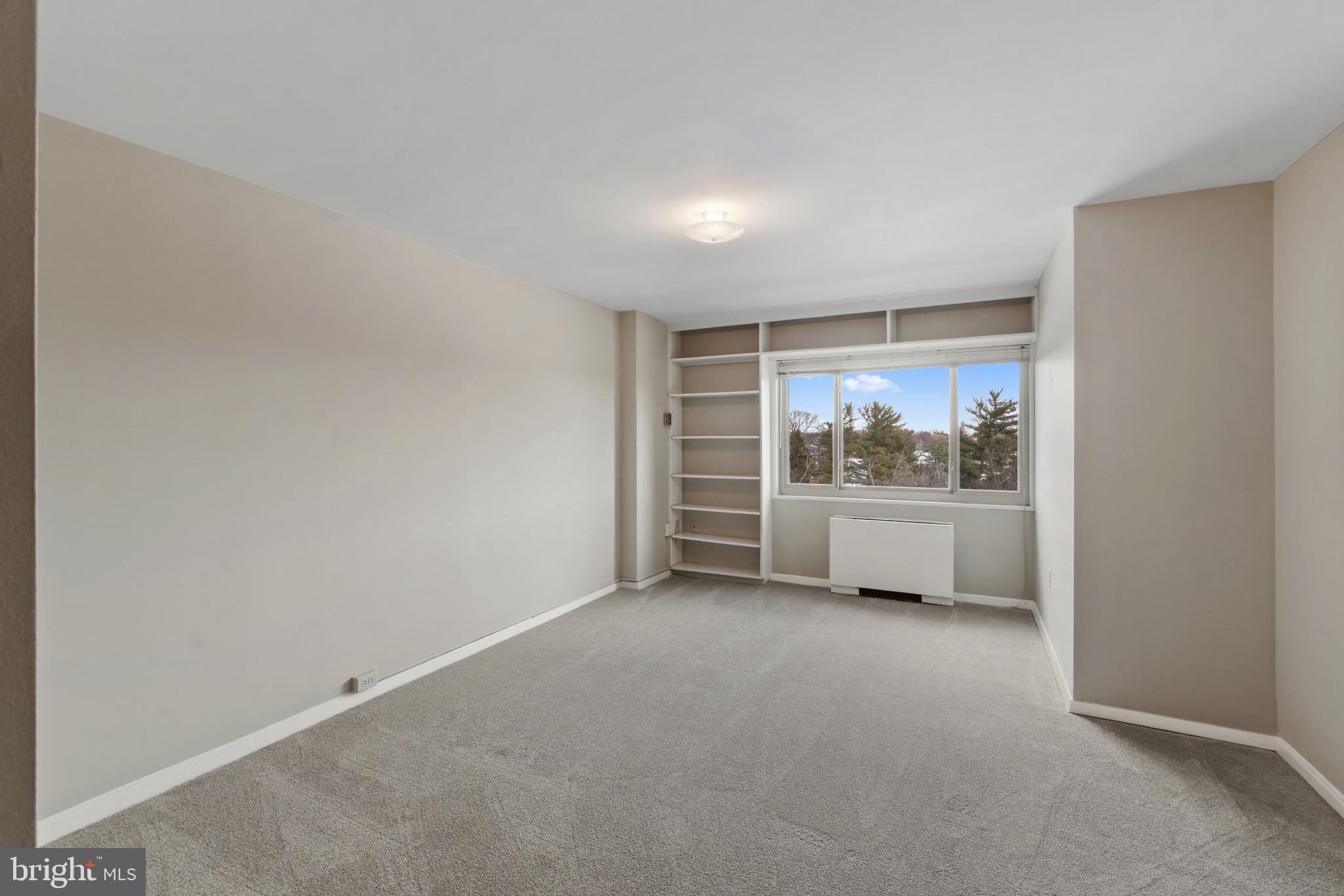 PARK TOWERS WEST - Residential