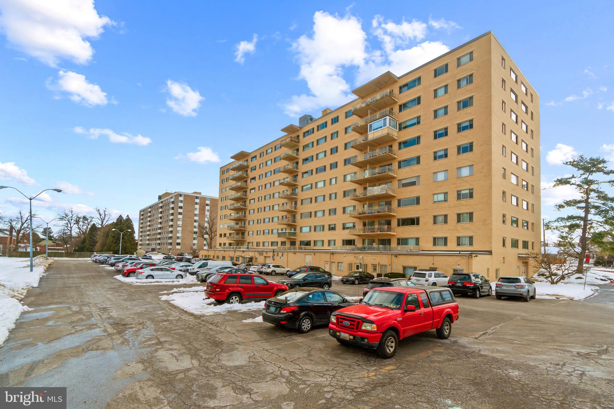 PARK TOWERS WEST - Residential