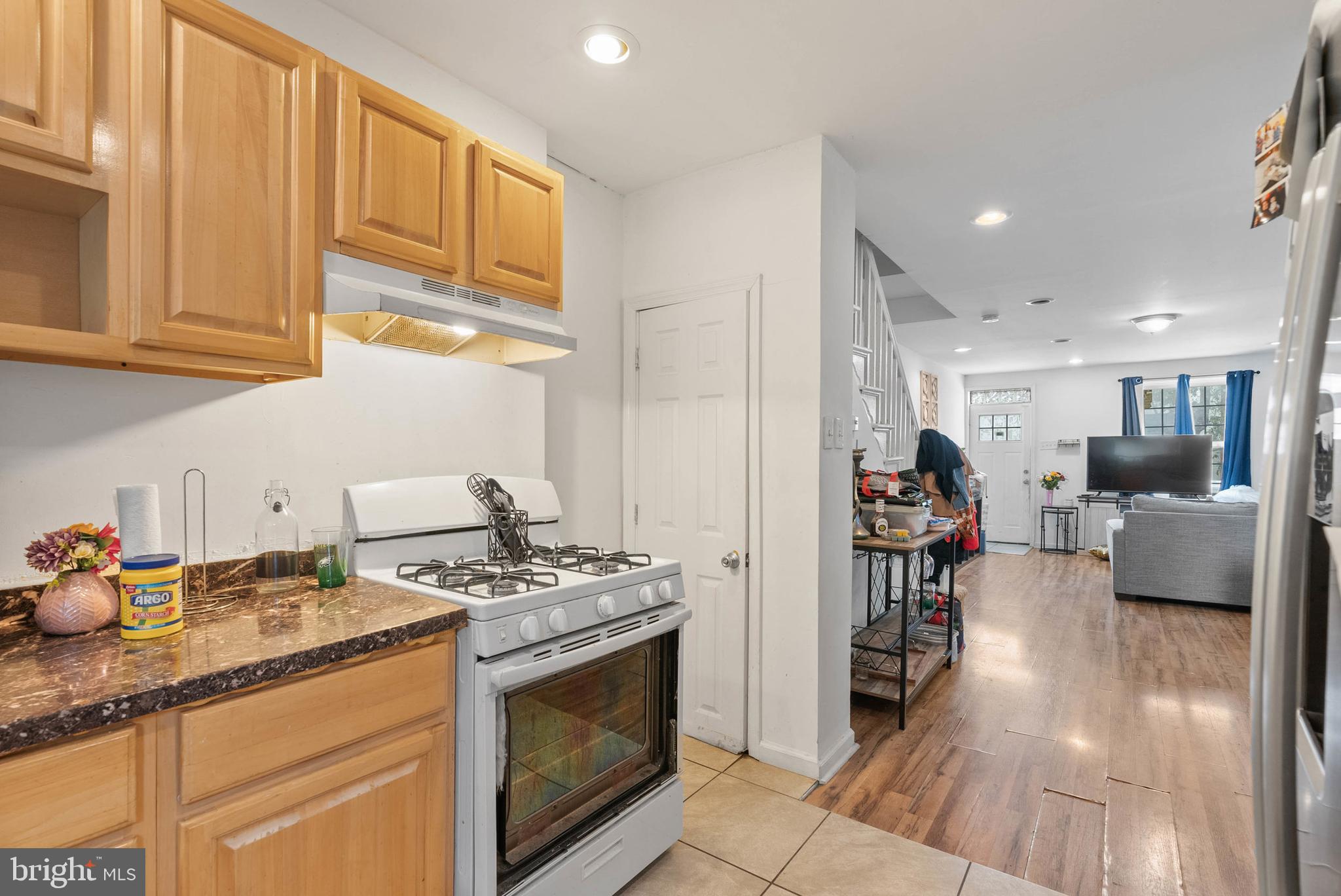 POINT BREEZE - Residential