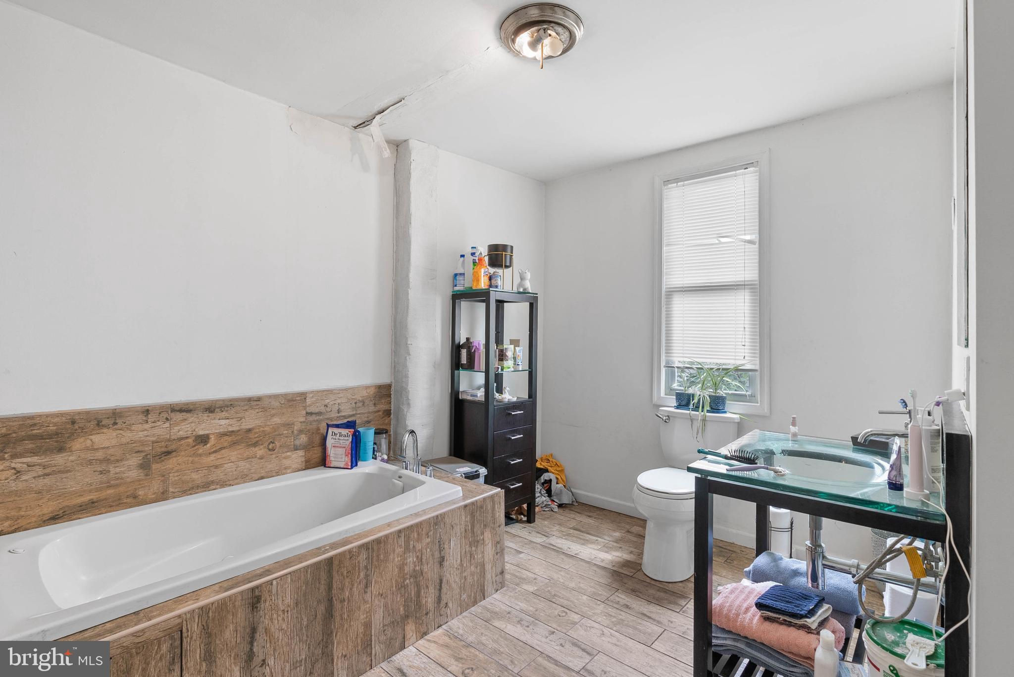 POINT BREEZE - Residential