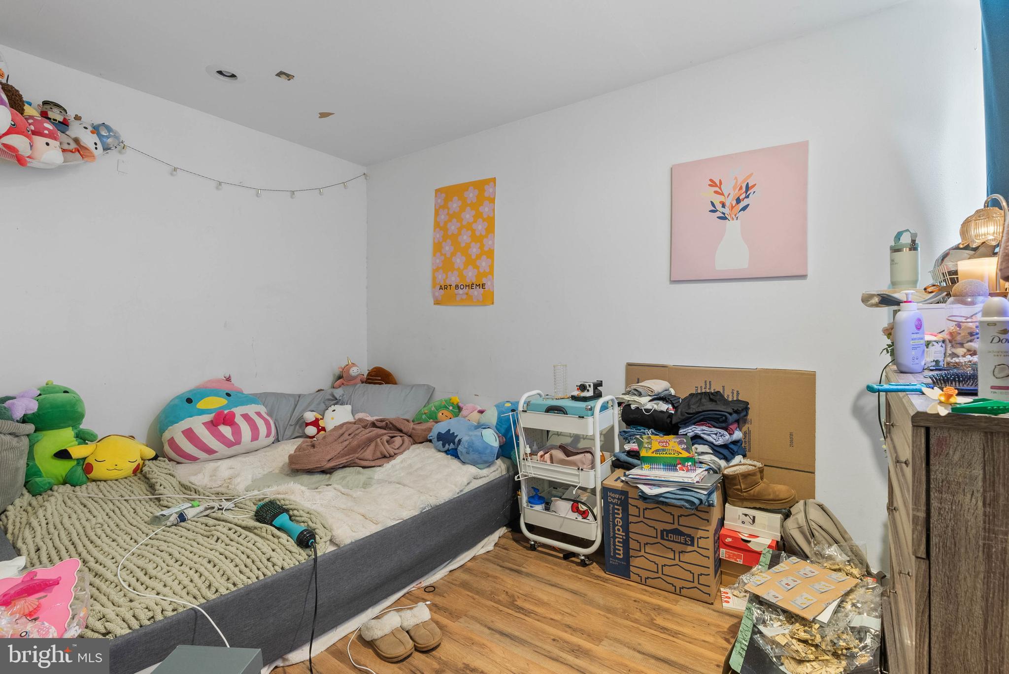 POINT BREEZE - Residential