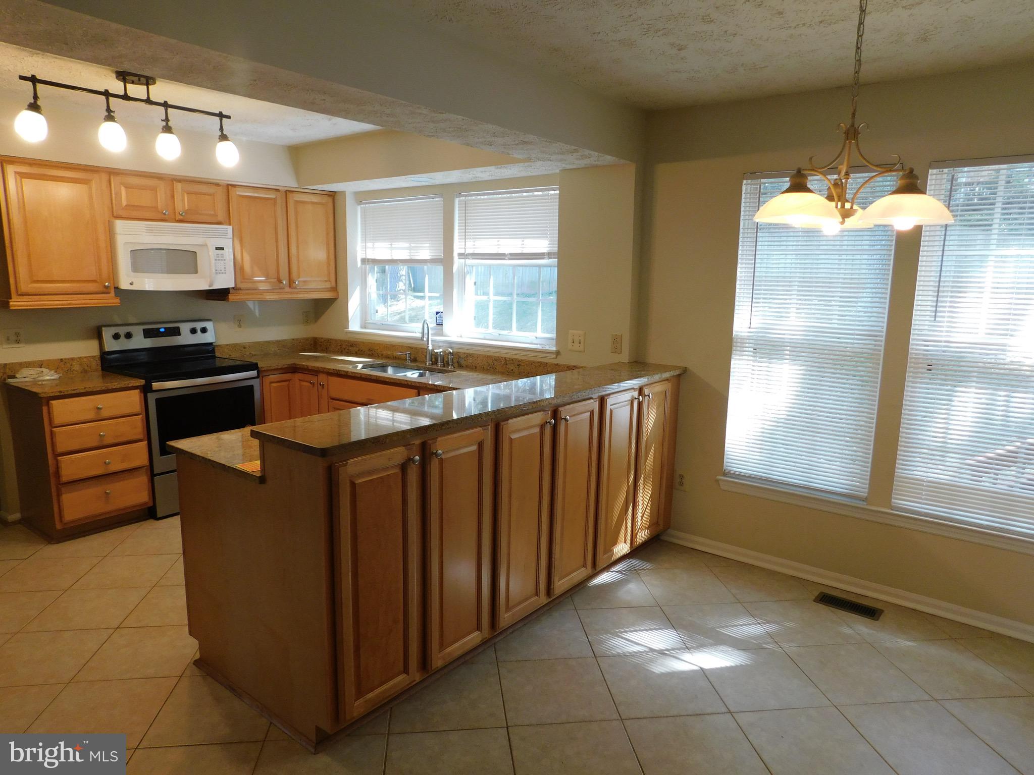 SPRING LAKE FARM - Residential Lease