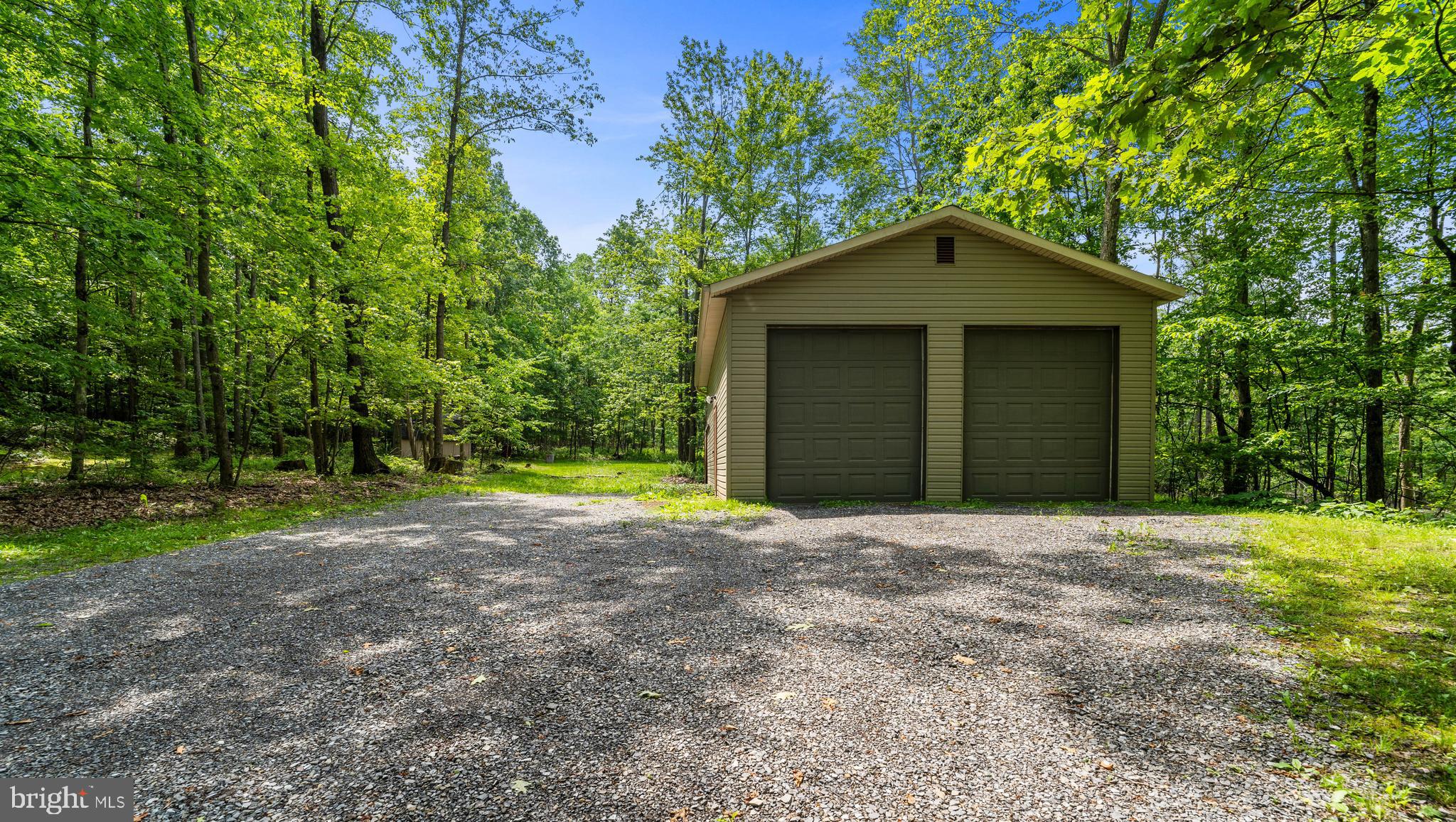 193 WILDWOODS LANE