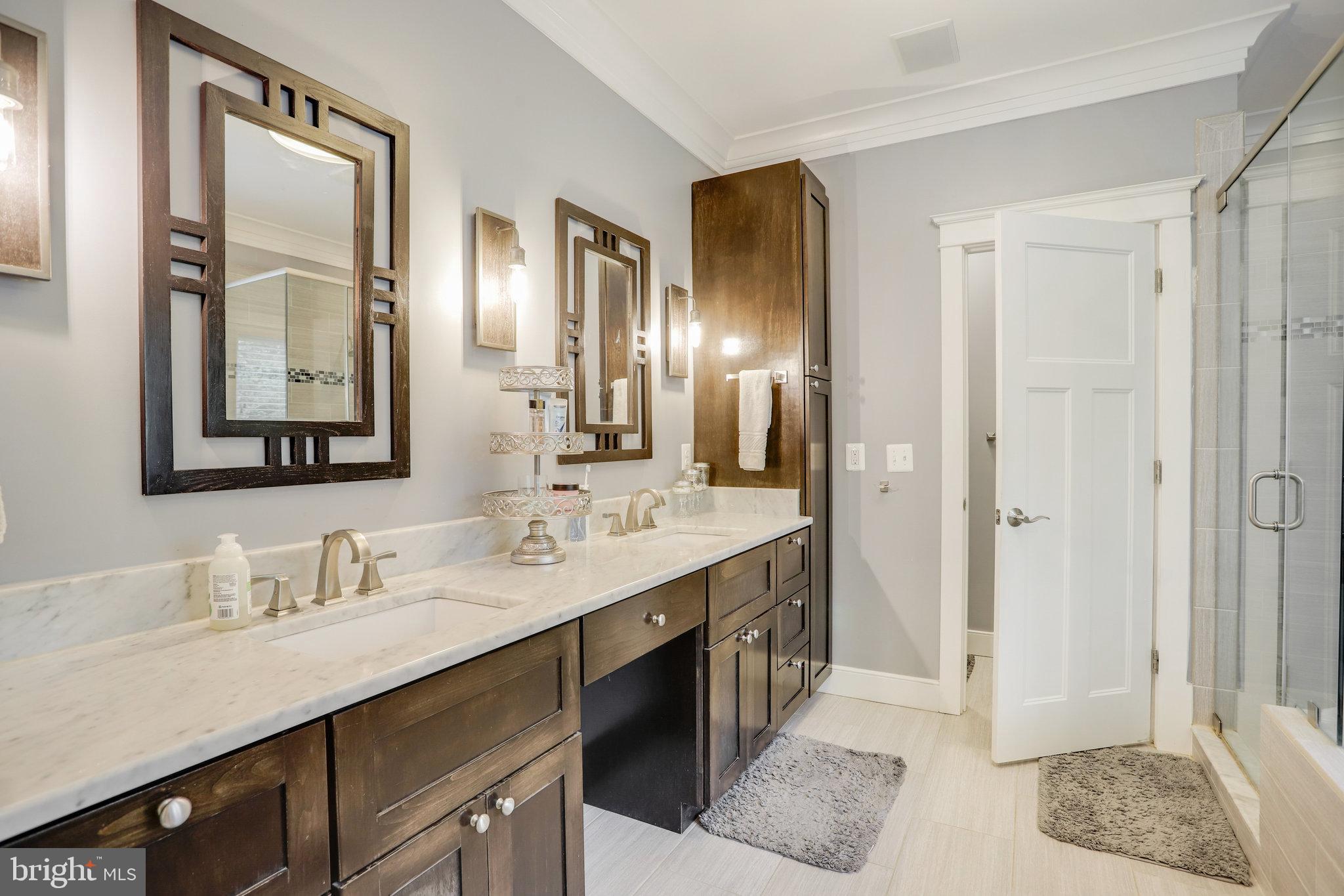 DUNN LORING WOODS - Residential