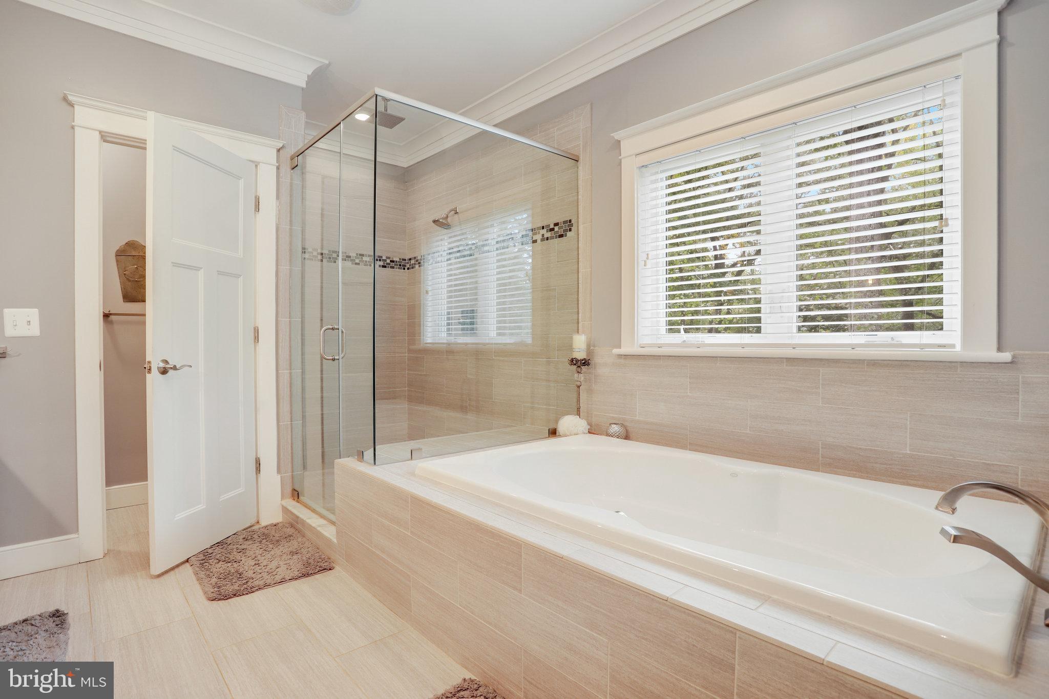 DUNN LORING WOODS - Residential