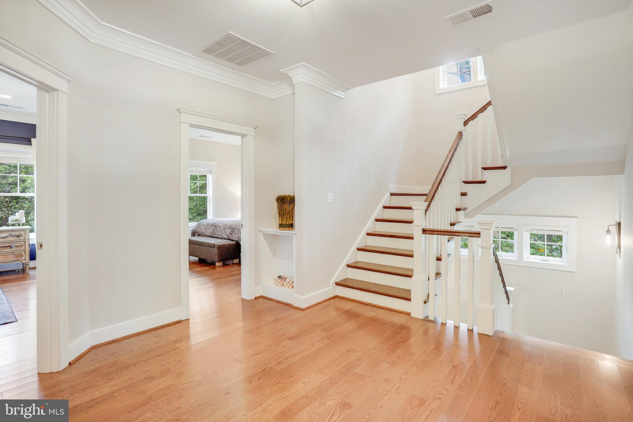 DUNN LORING WOODS - Residential