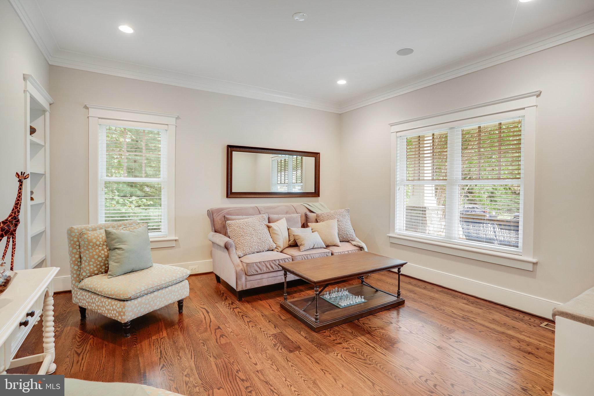 DUNN LORING WOODS - Residential