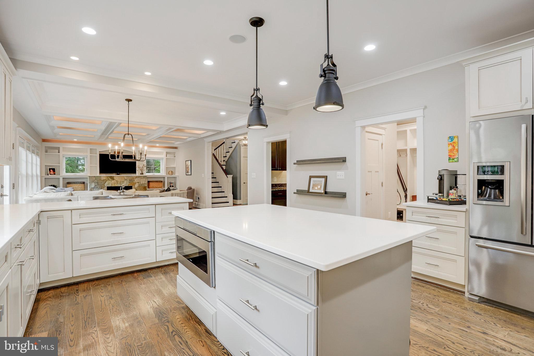 DUNN LORING WOODS - Residential