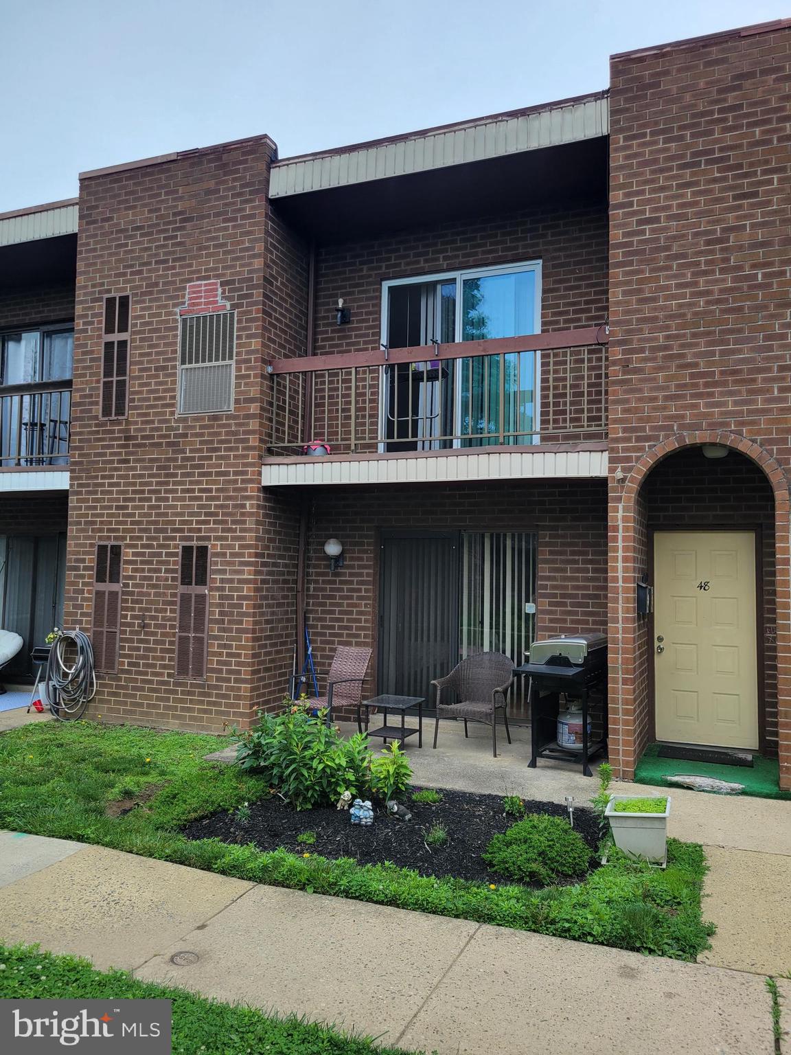 2+2 Duplex /Condo. Conveniently located, well-maintained 2-unit with separate utilities. Each floor has 2 bedrooms and 1 bath. Separate utilities. Condo charges are $400/mo including water, outside maintenance, snow clearing and trash removal. Both units are occupied by long term tenants on mth/mth basis. First floor rent $1,100.00, Second floor rent $1,100.00 (Tenants willing to stay) Property in good condition, large kitchen, newer Central Air-Conditioning and Heating system, ln-unit laundry on each floor. Each floor: Washer, dryer, refrigerator (all in as-is condition). Tenant Occupied, allow 24 hours for scheduling showing.