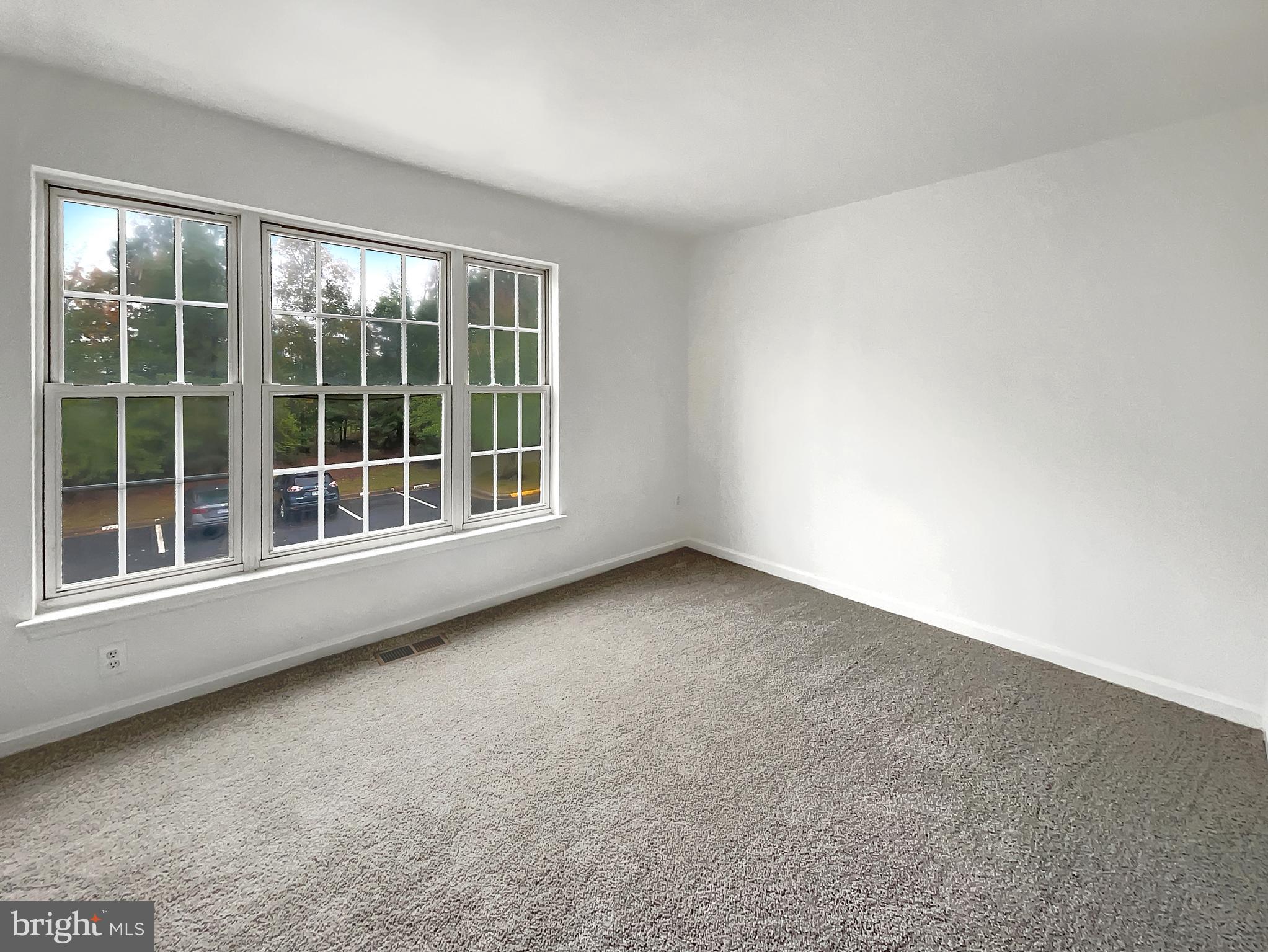 TRAILSIDE - Residential