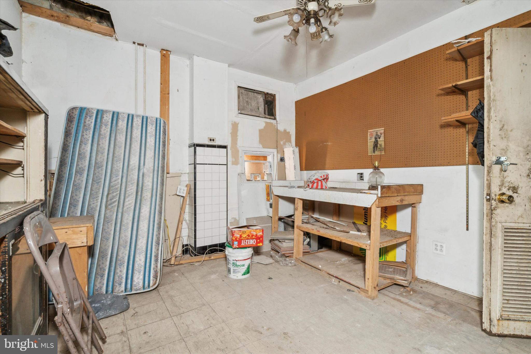 POINT BREEZE - Residential