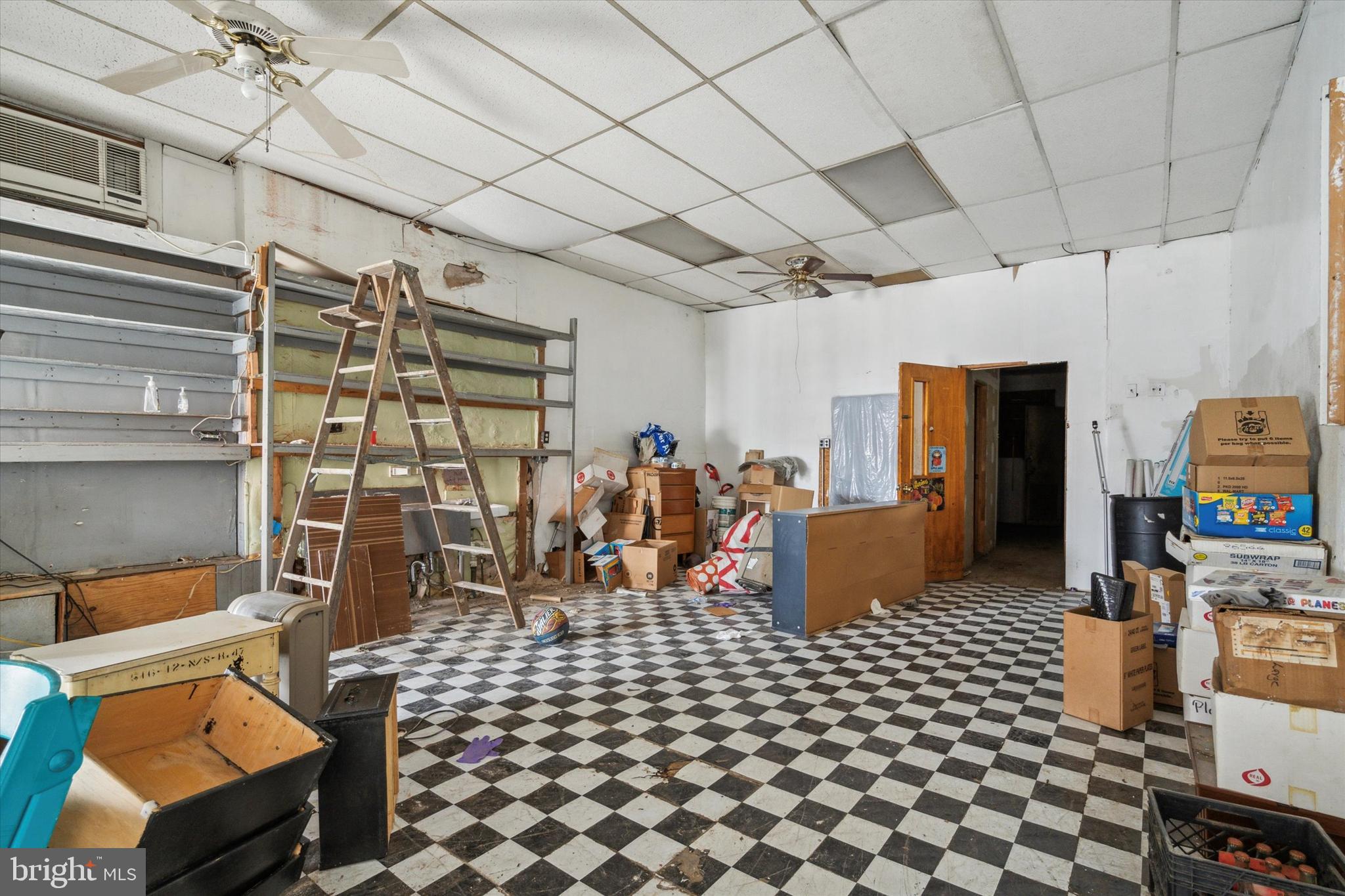 POINT BREEZE - Residential