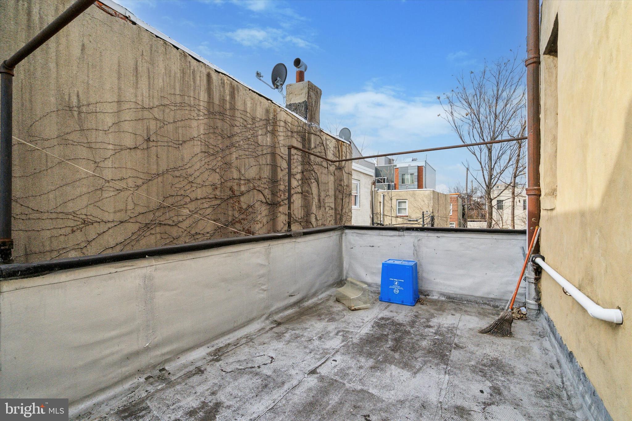 POINT BREEZE - Residential