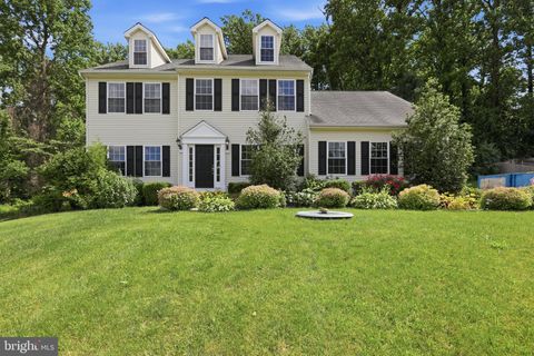 Homes For Sale - 115 Burgundy Lane<br/> COATESVILLE, PA 19320