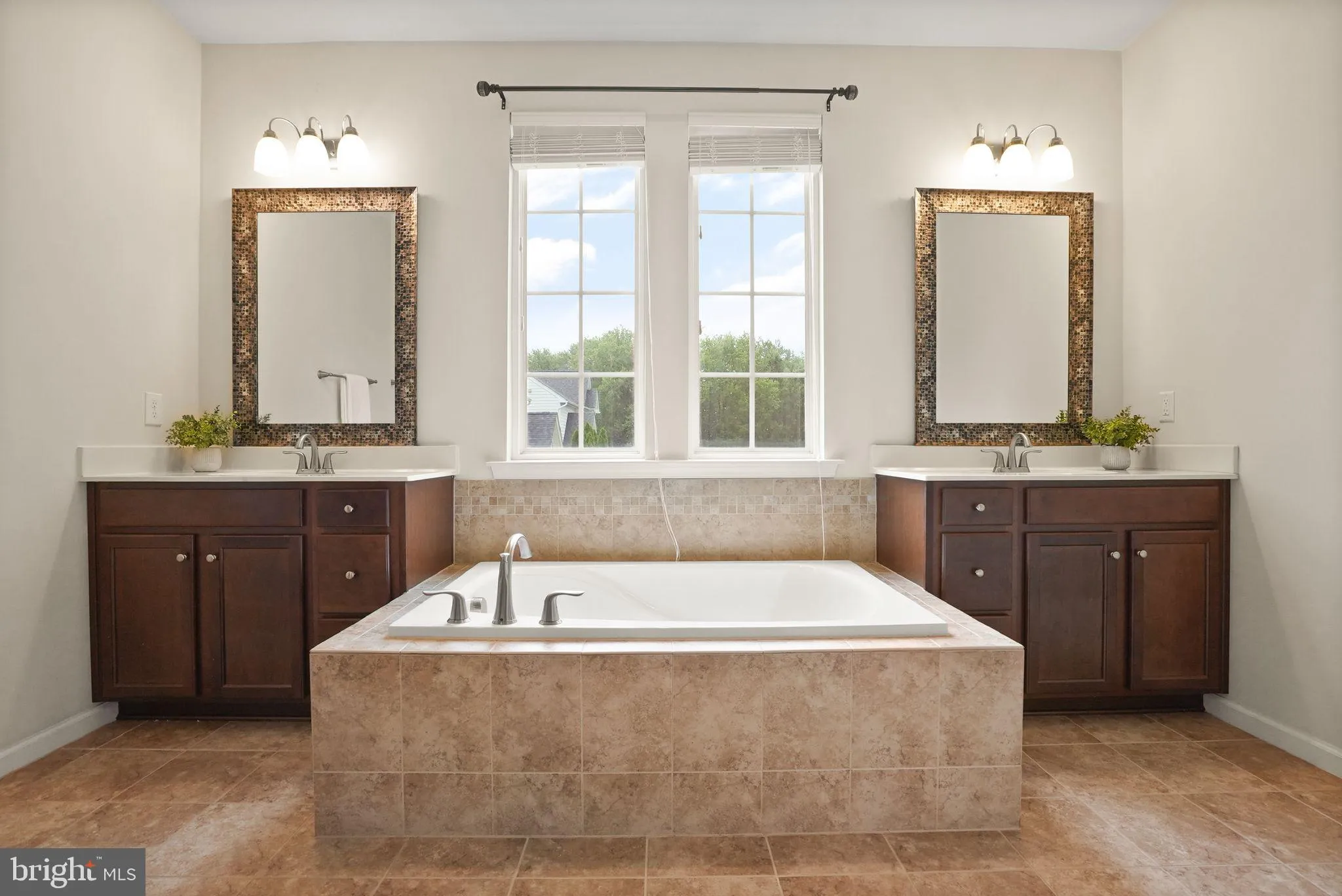 Gainesville, Virginia 20155, United States, 4 Bedrooms Bedrooms, ,5 BathroomsBathrooms,Residential,Coming Soon,177708