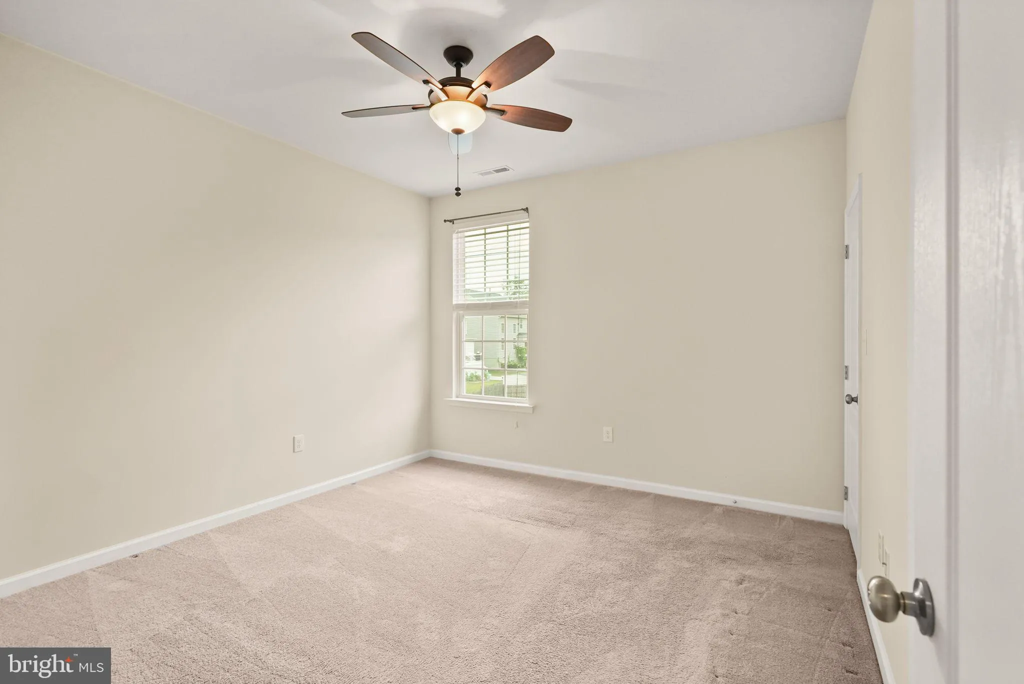 Gainesville, Virginia 20155, United States, 4 Bedrooms Bedrooms, ,5 BathroomsBathrooms,Residential,Coming Soon,177708