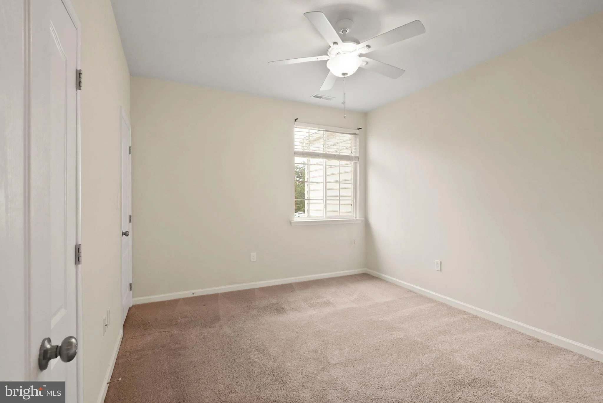 Gainesville, Virginia 20155, United States, 4 Bedrooms Bedrooms, ,5 BathroomsBathrooms,Residential,Coming Soon,177708