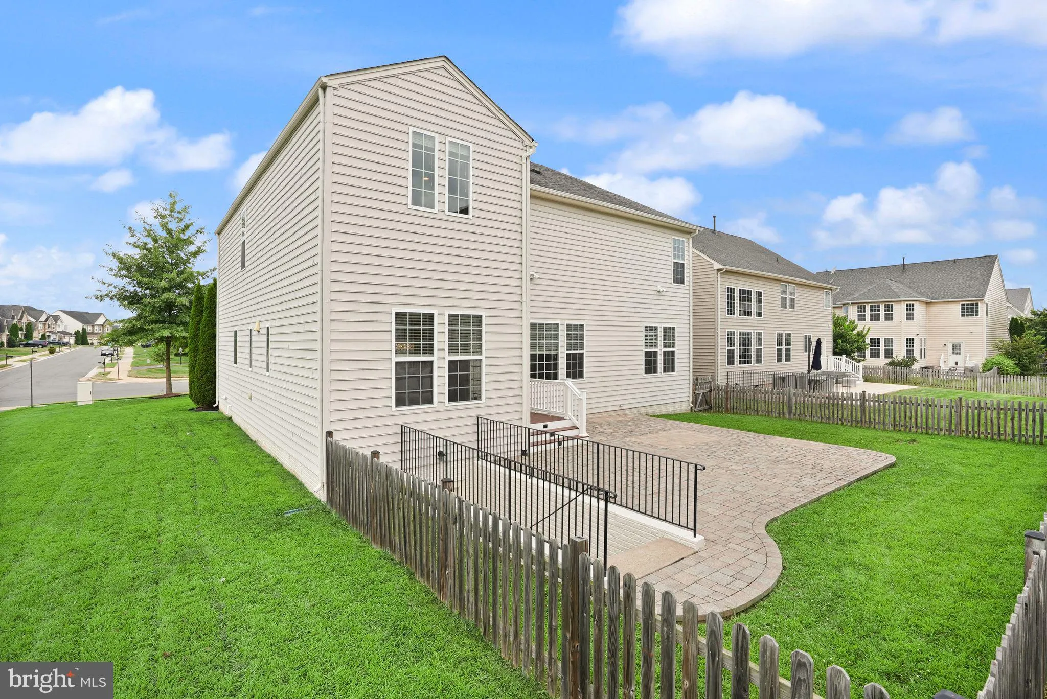 Gainesville, Virginia 20155, United States, 4 Bedrooms Bedrooms, ,5 BathroomsBathrooms,Residential,Coming Soon,177708