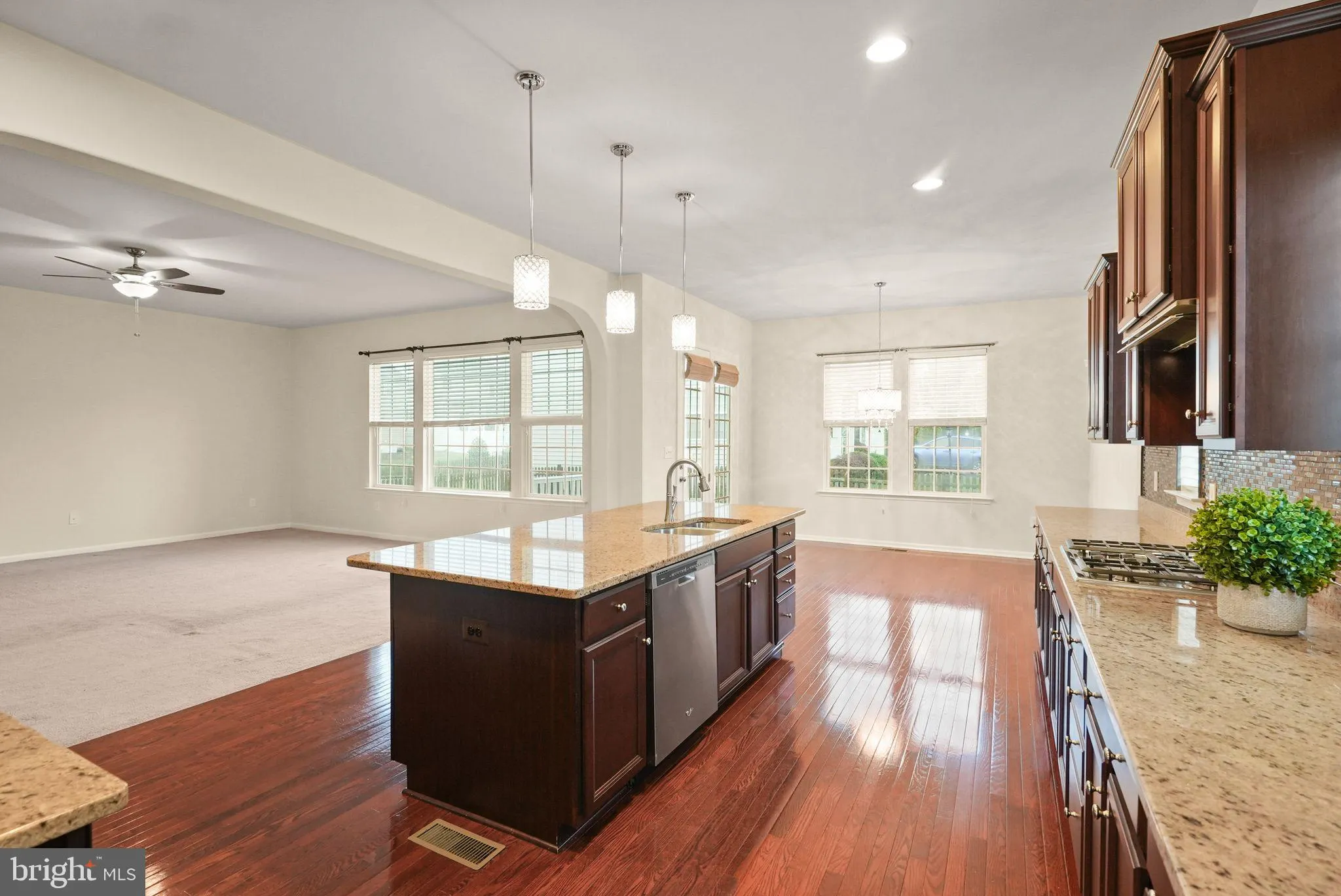 Gainesville, Virginia 20155, United States, 4 Bedrooms Bedrooms, ,5 BathroomsBathrooms,Residential,Coming Soon,177708