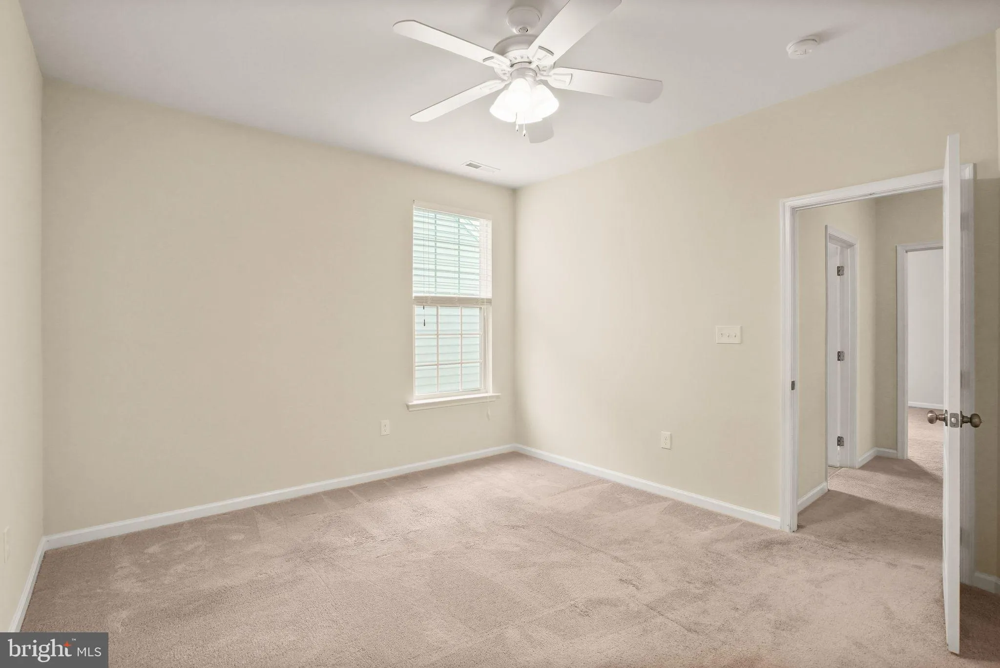 Gainesville, Virginia 20155, United States, 4 Bedrooms Bedrooms, ,5 BathroomsBathrooms,Residential,Coming Soon,177708