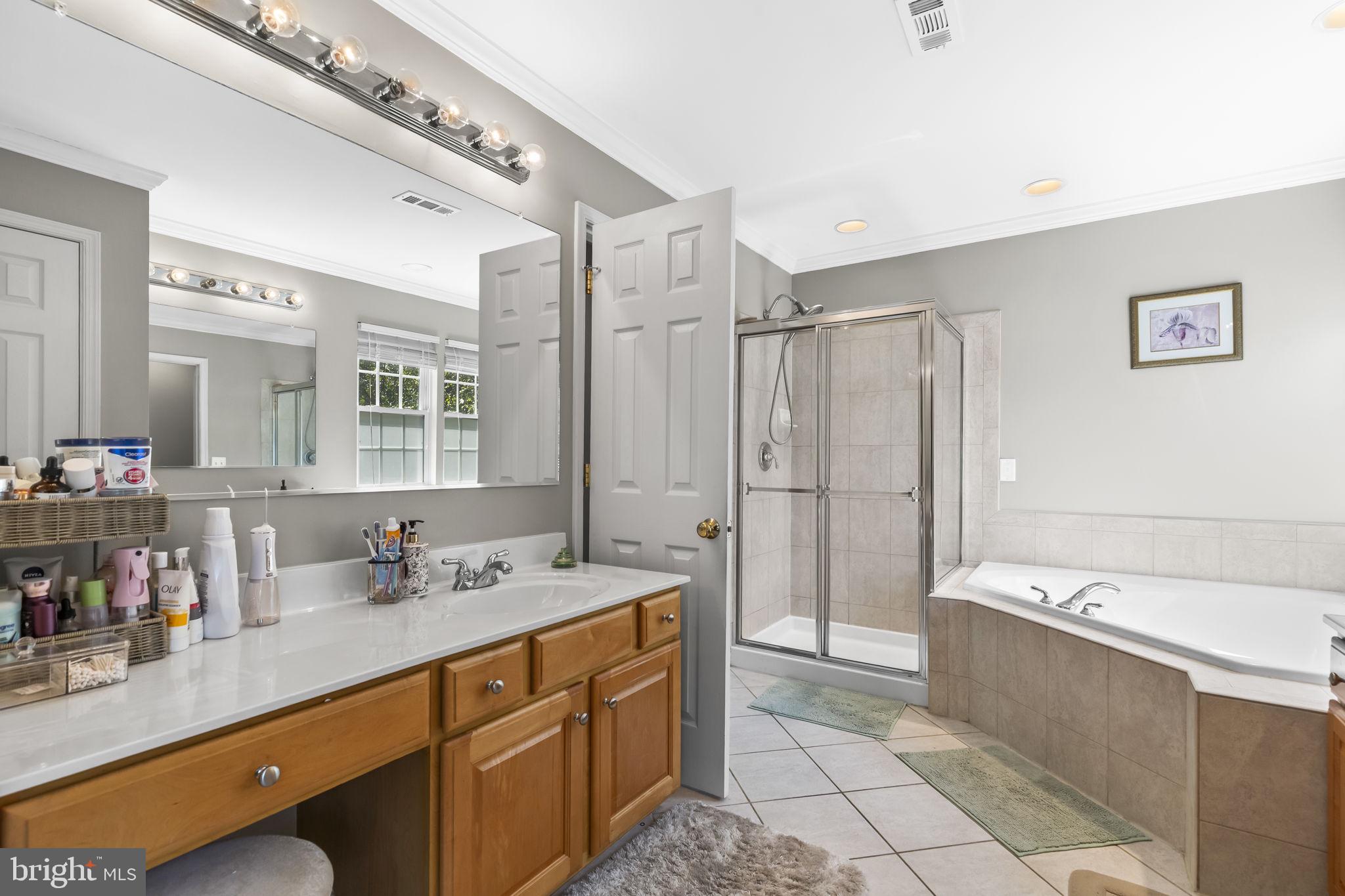 CHAPEL GROVE - Residential