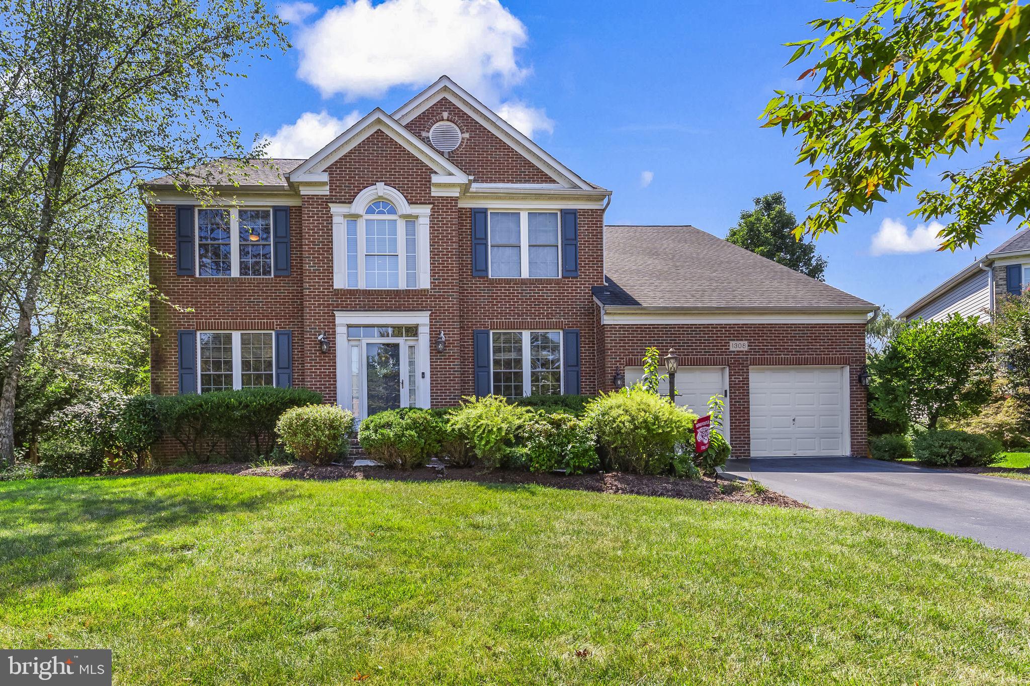 CHAPEL GROVE - Residential