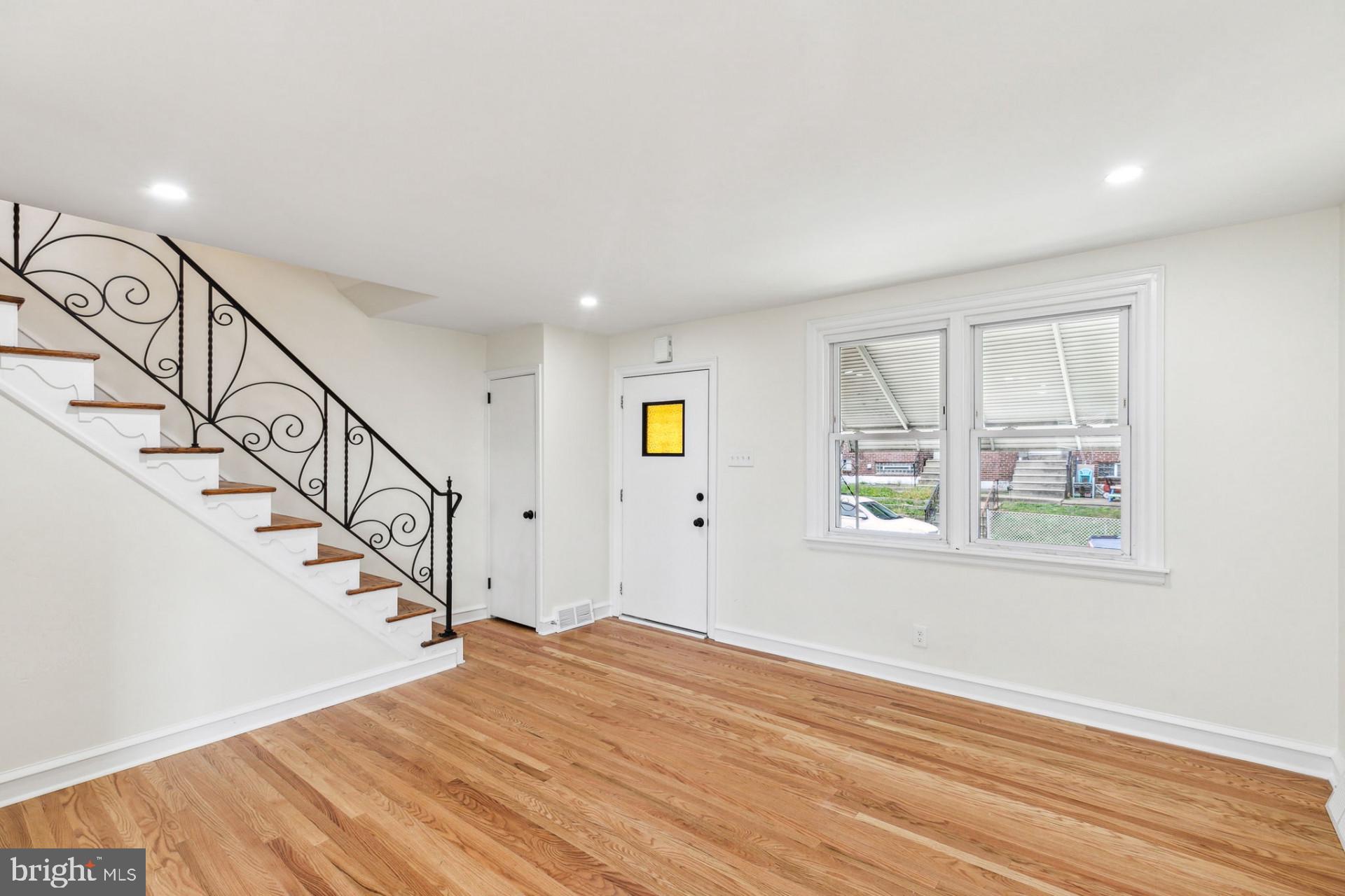 MAYFAIR - Residential