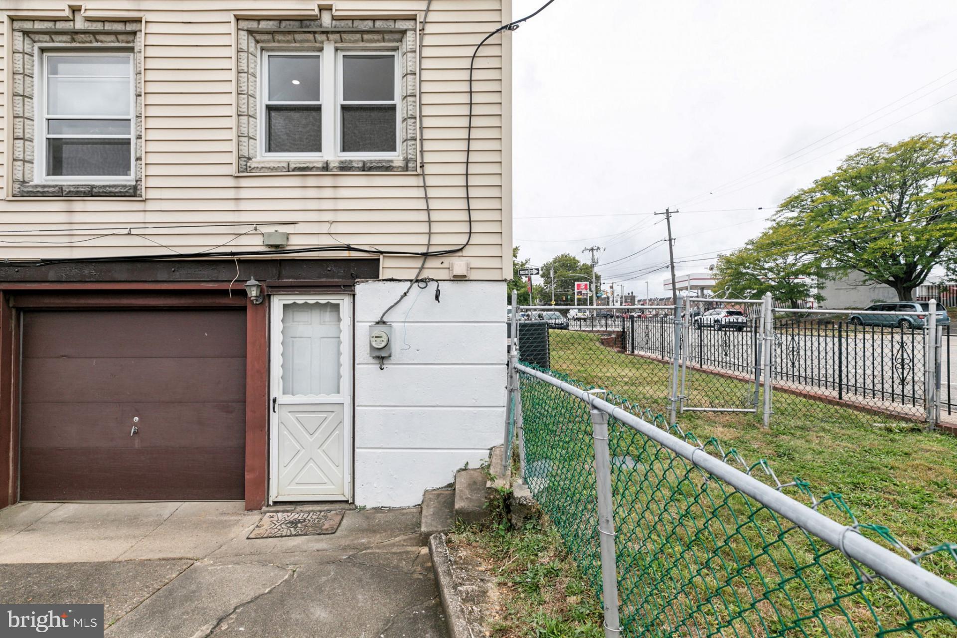 MAYFAIR - Residential