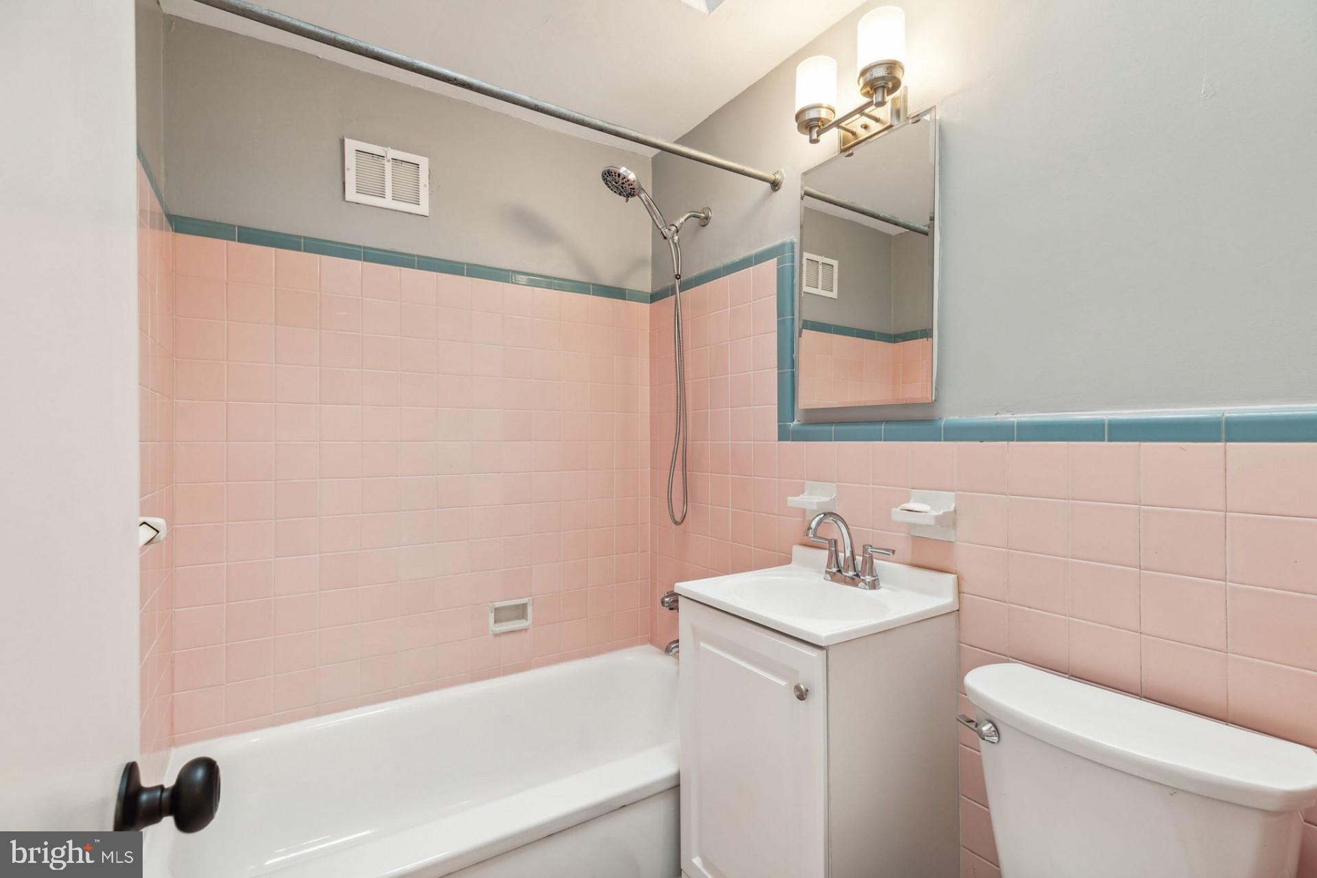 MAYFAIR - Residential