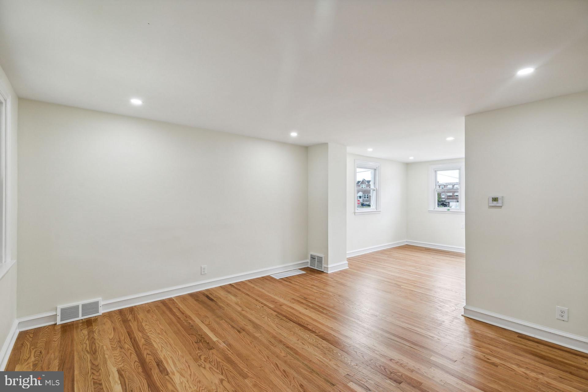 MAYFAIR - Residential