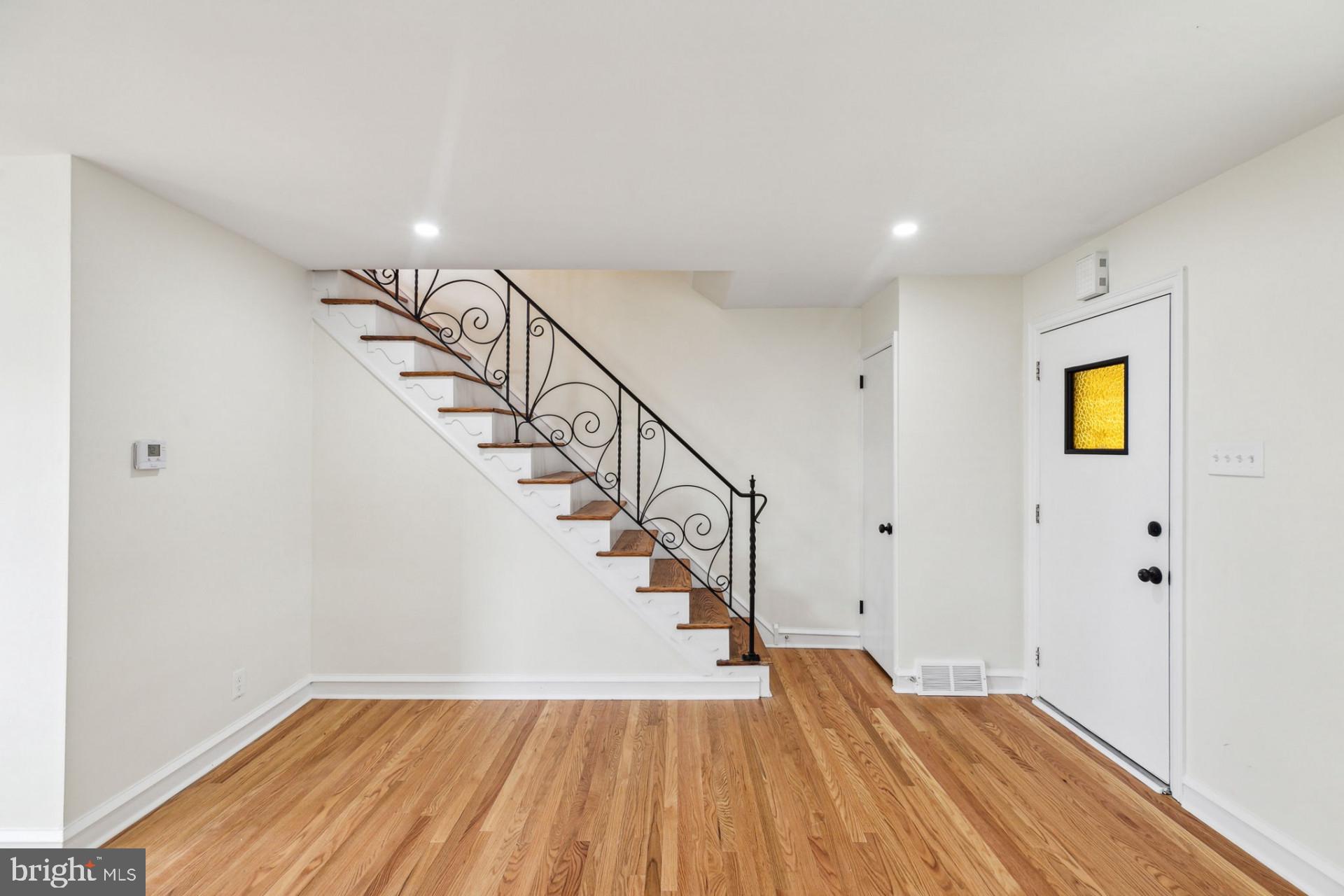 MAYFAIR - Residential