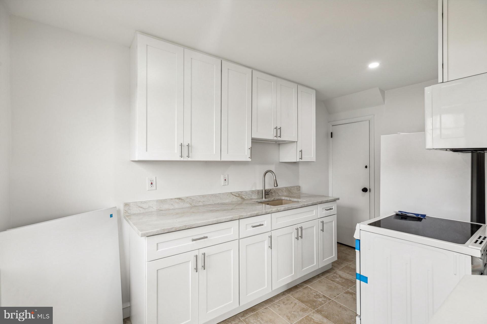 MAYFAIR - Residential