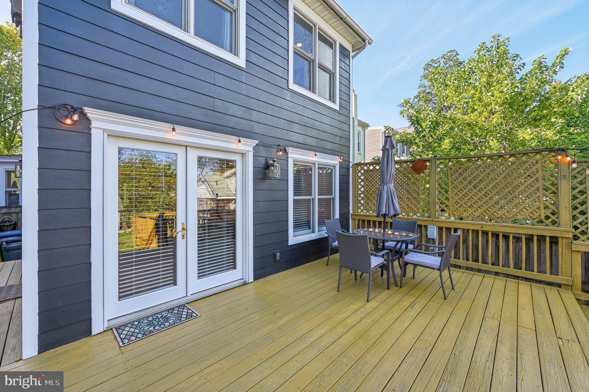 PRESIDENTS HILL - Residential