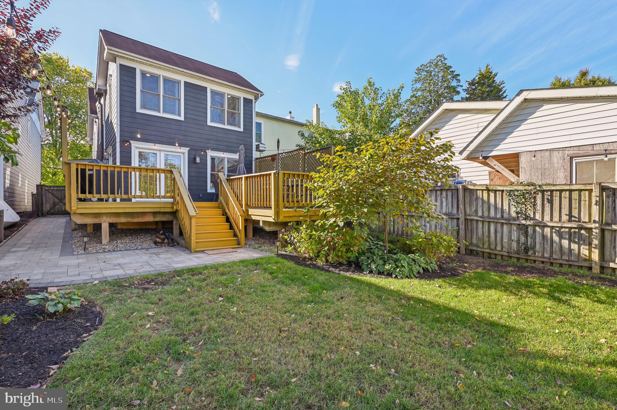 PRESIDENTS HILL - Residential