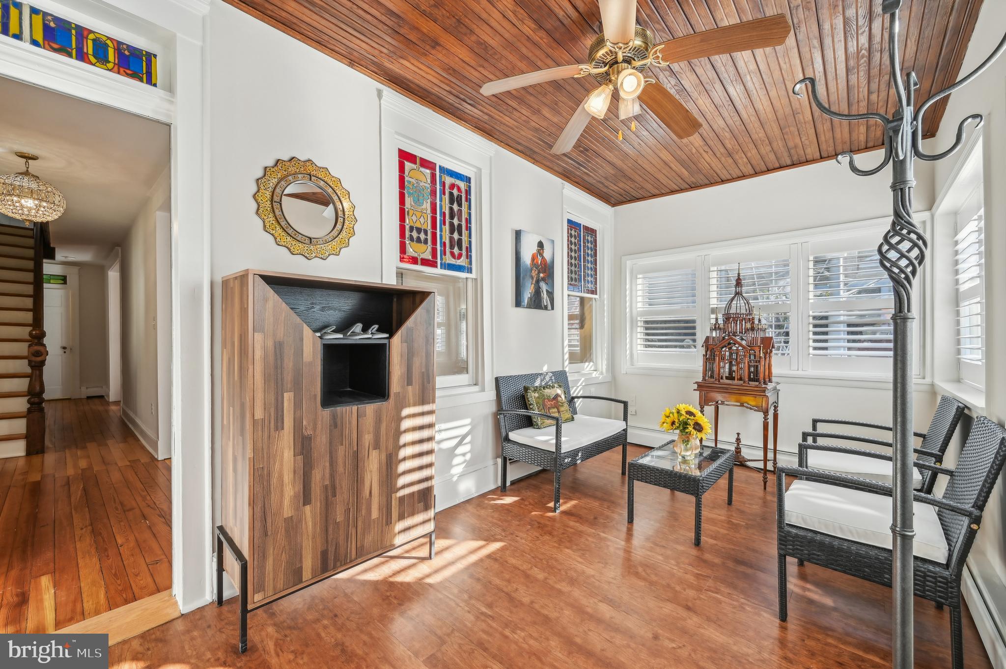 PRESIDENTS HILL - Residential