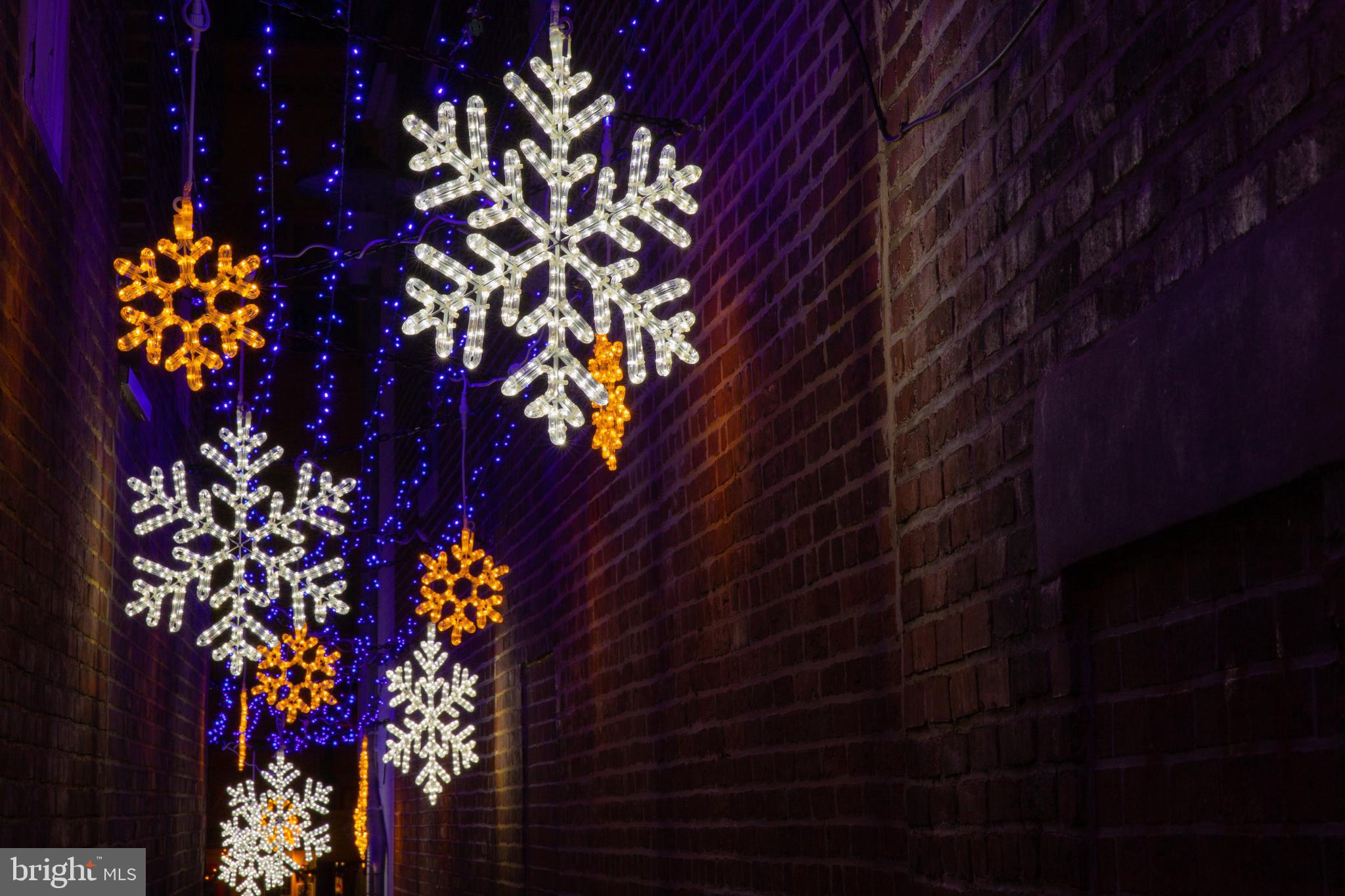 PRESIDENTS HILL - Residential