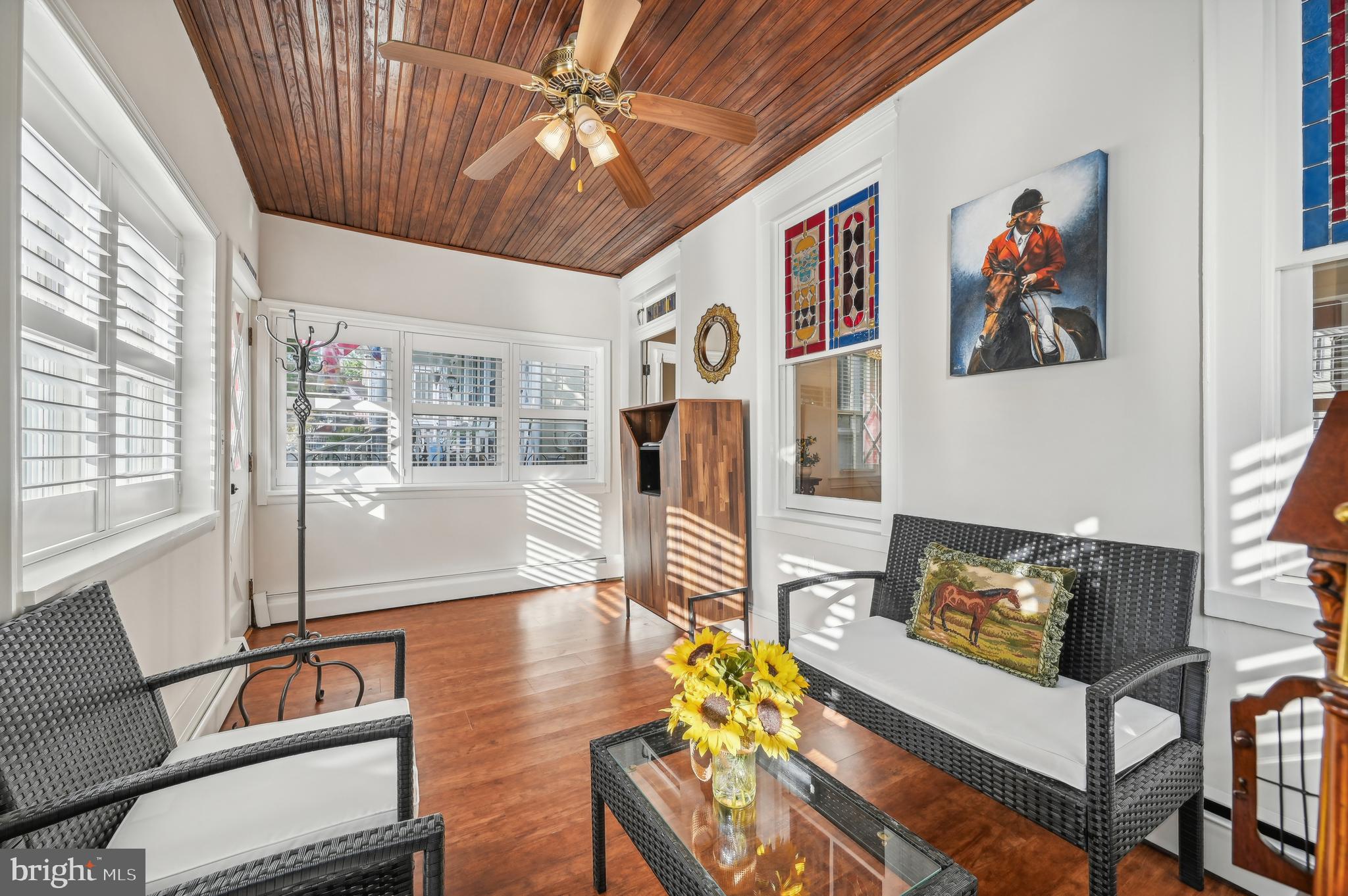 PRESIDENTS HILL - Residential