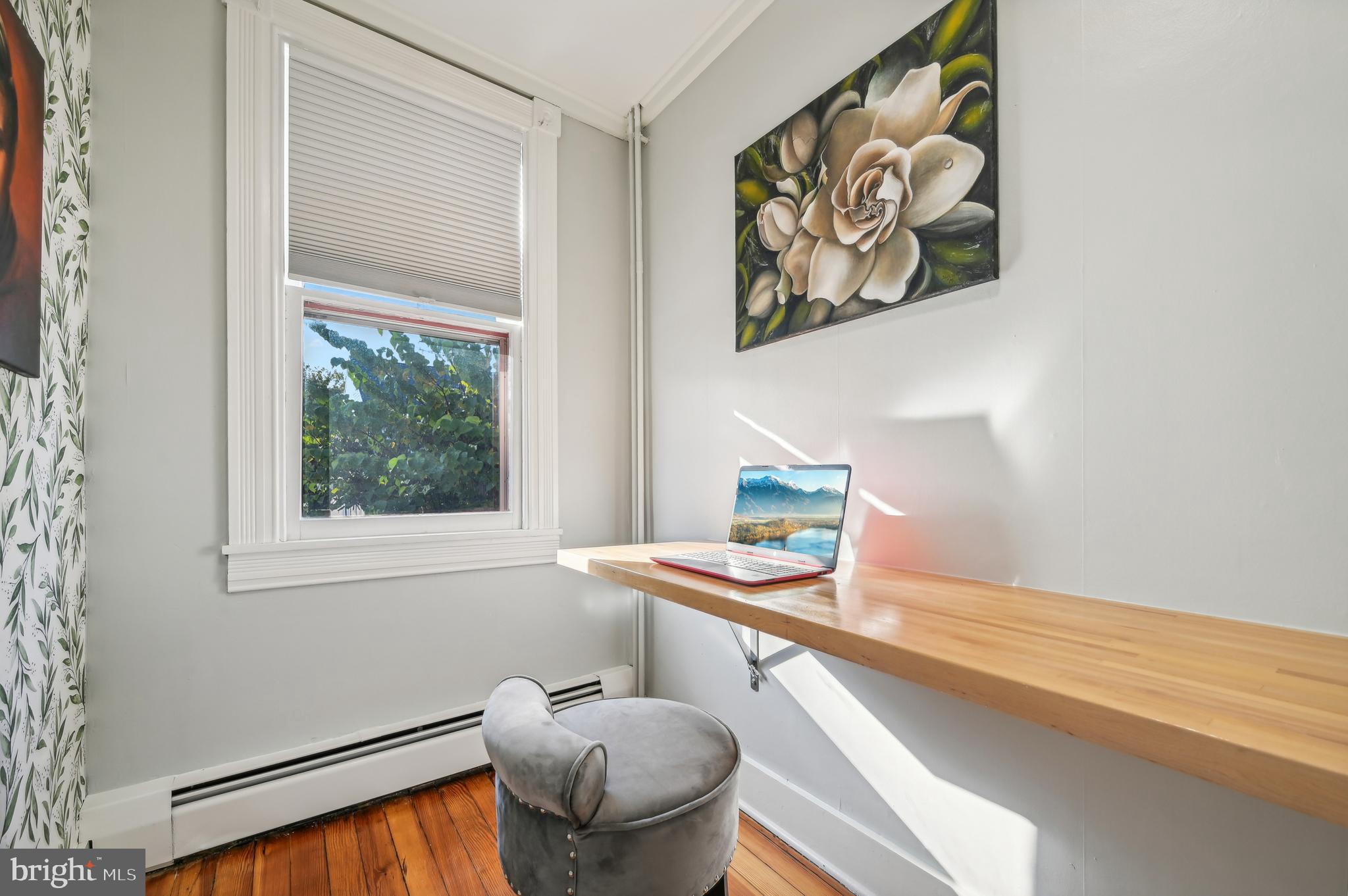 PRESIDENTS HILL - Residential