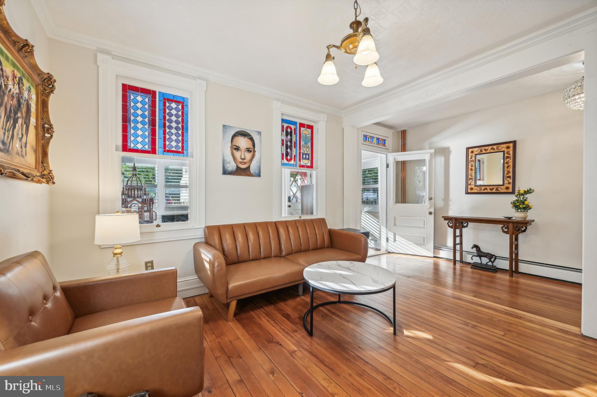 PRESIDENTS HILL - Residential