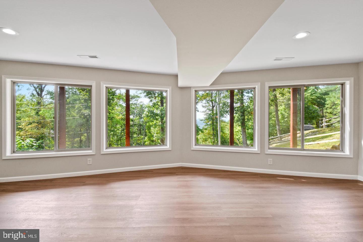 SHENANDOAH FARMS - Residential