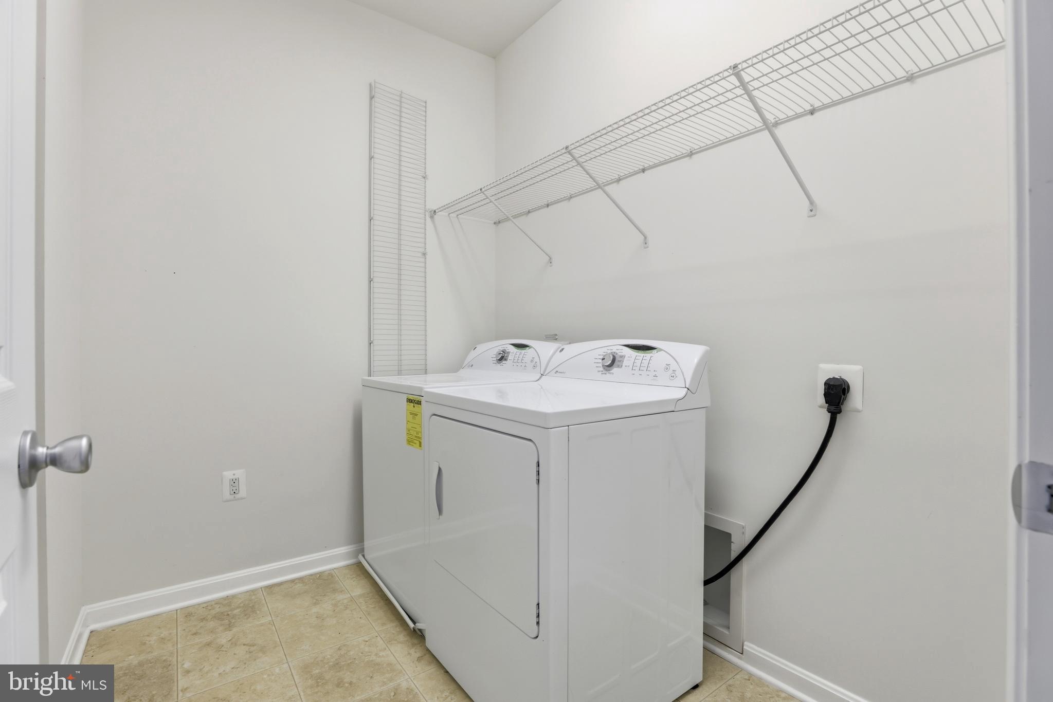 LEE SQUARE - Residential Lease