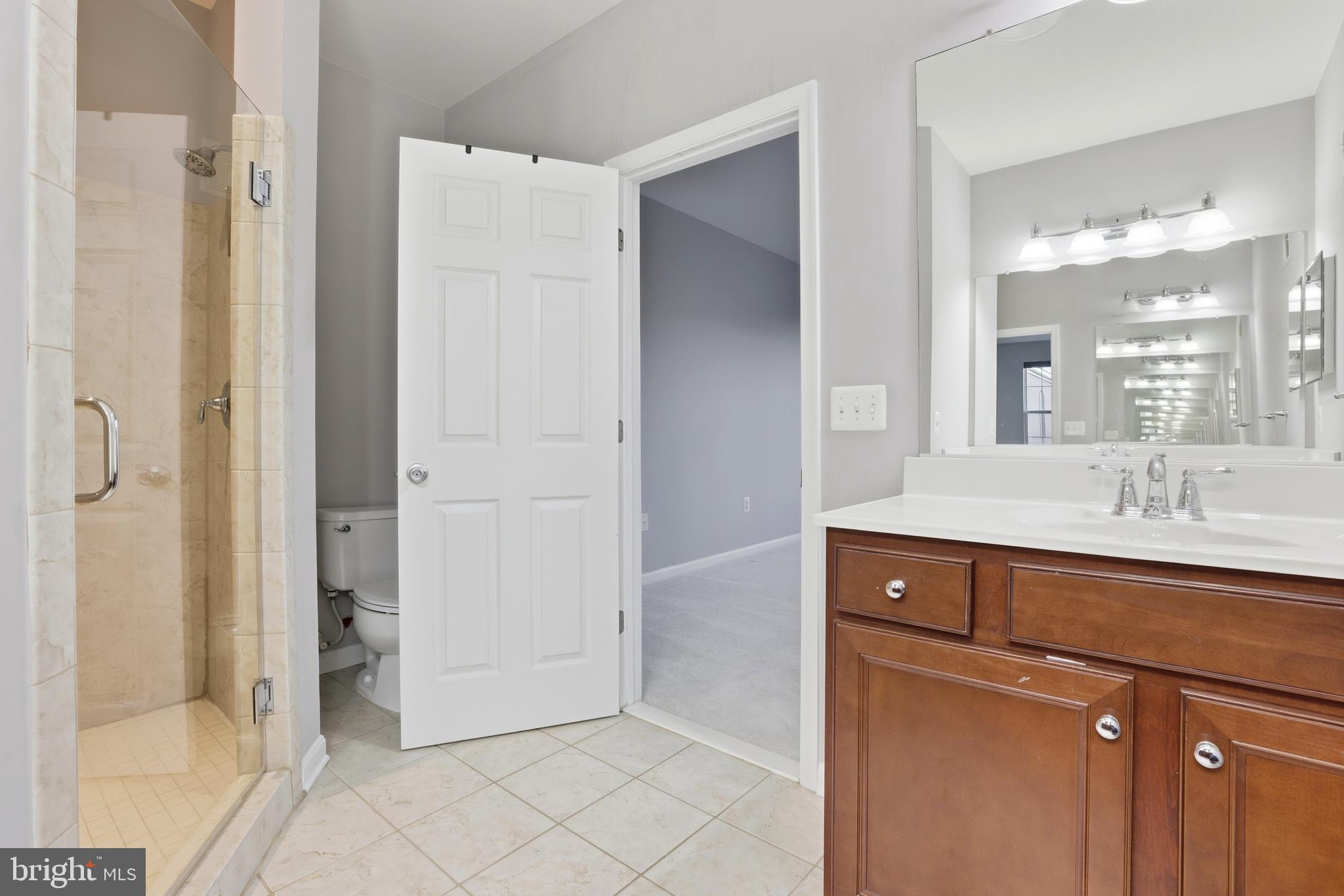 LEE SQUARE - Residential Lease