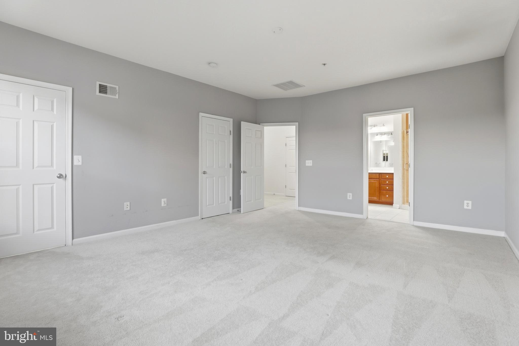 LEE SQUARE - Residential Lease