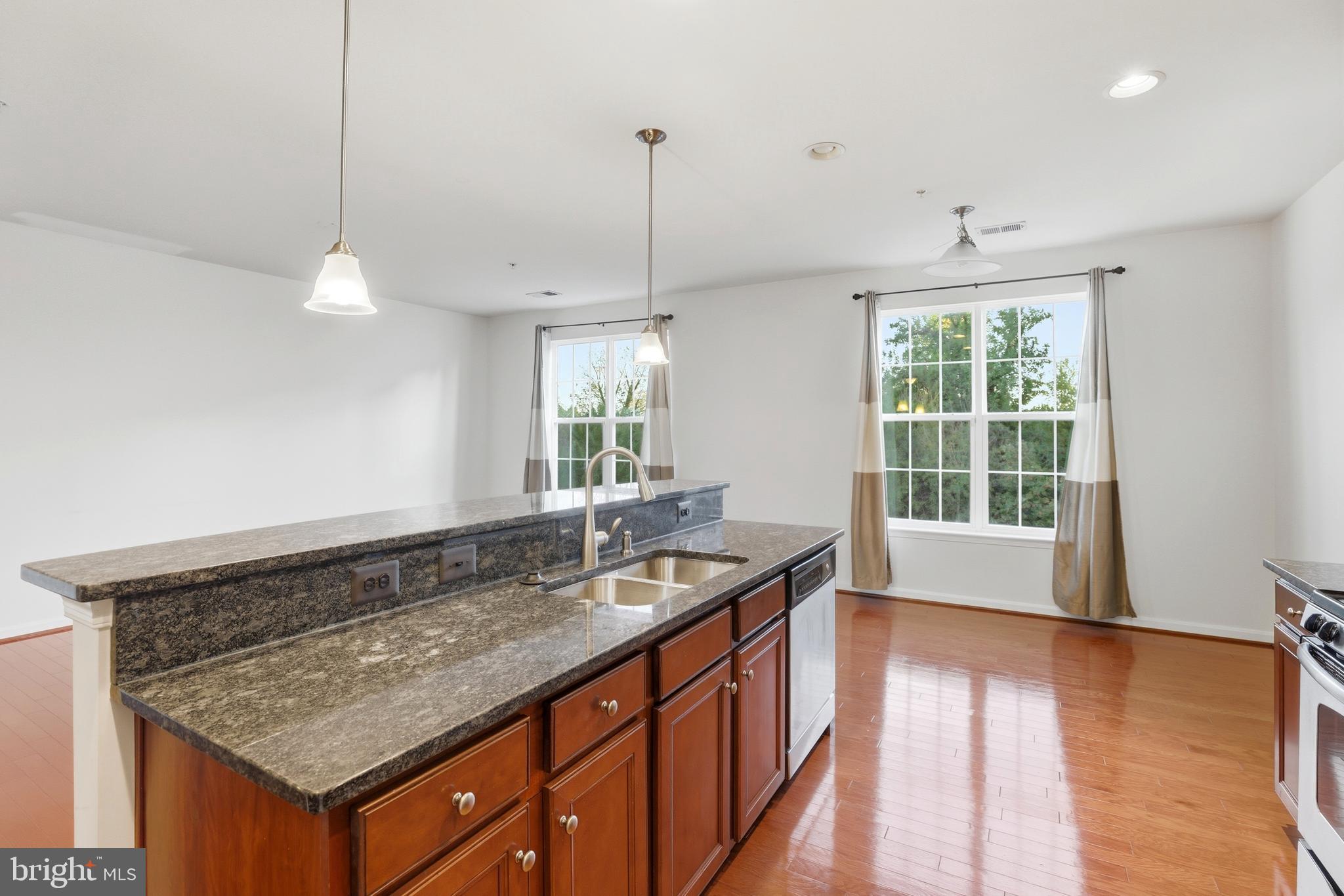 LEE SQUARE - Residential Lease