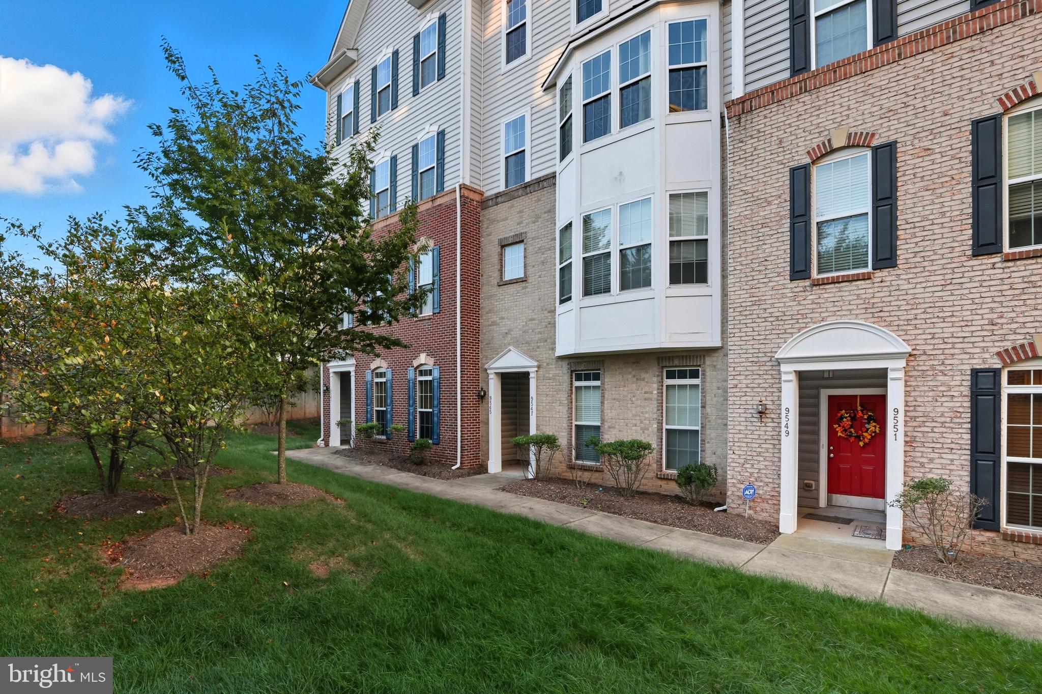 LEE SQUARE - Residential Lease