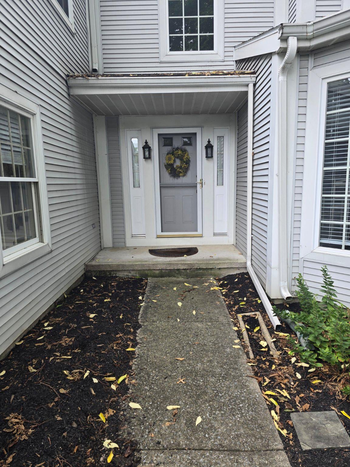 547 S 3RD STREET