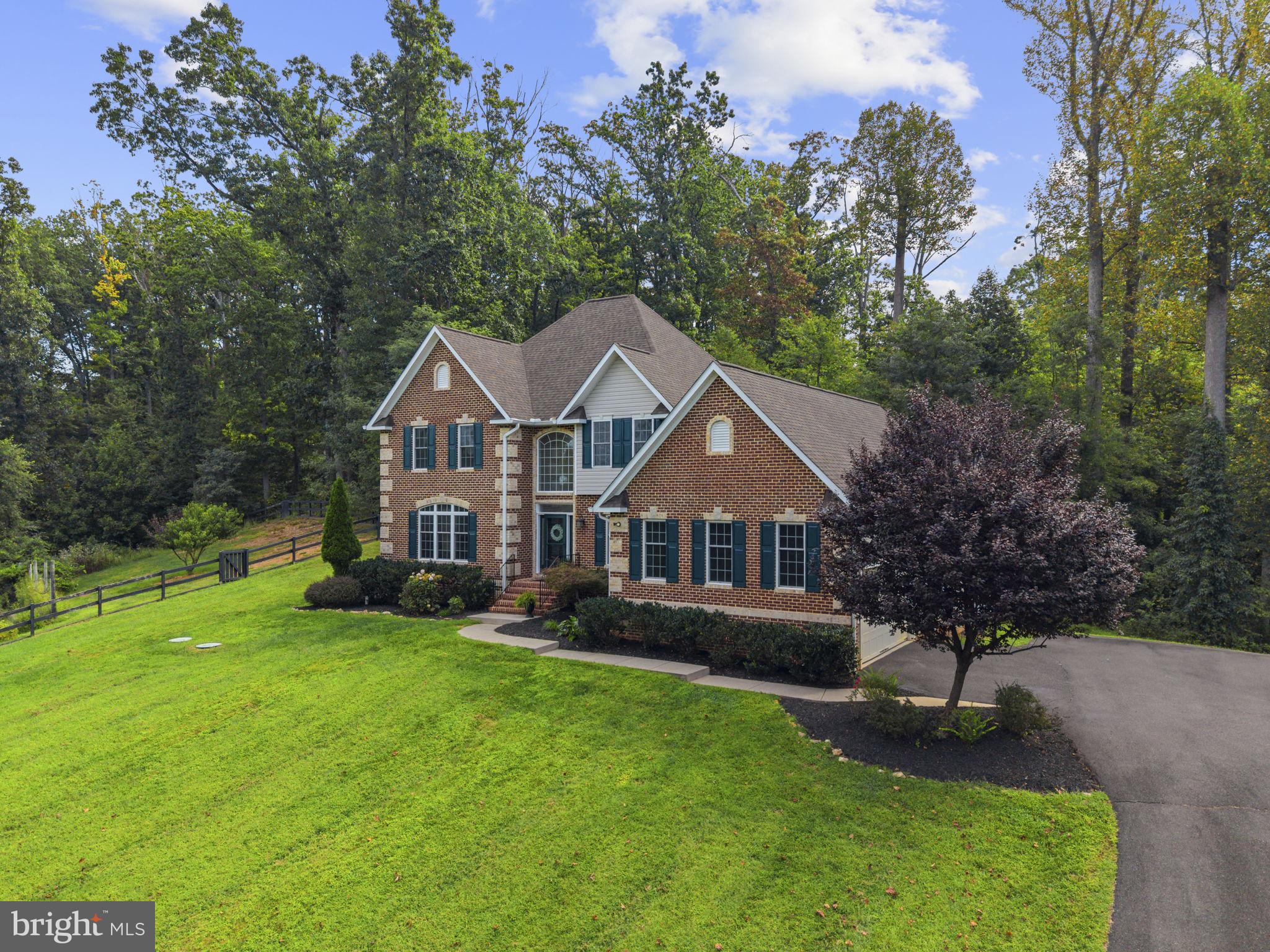6743 BREEZY DRIVE