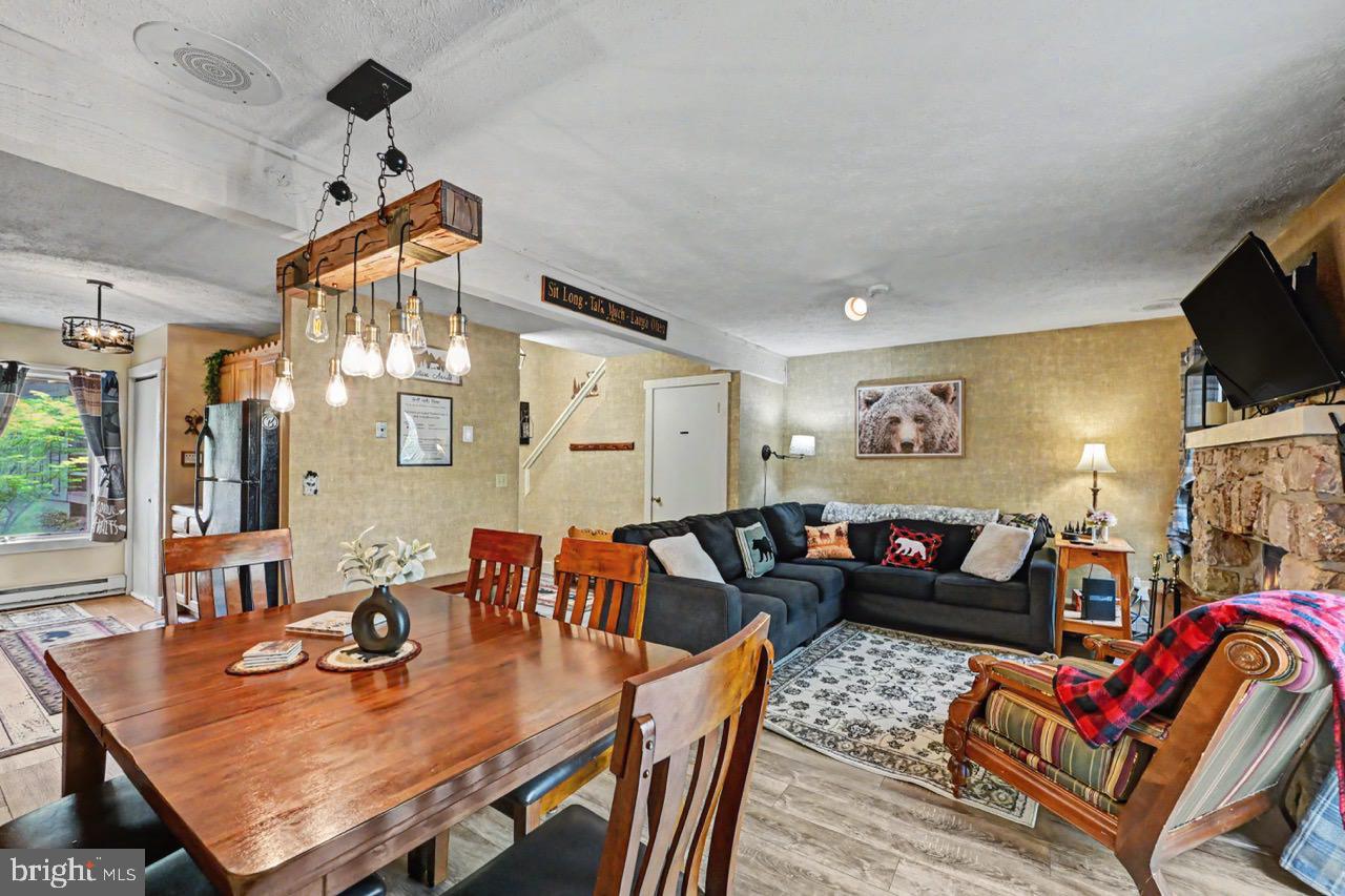SNOW RIDGE VILLAGE - Residential