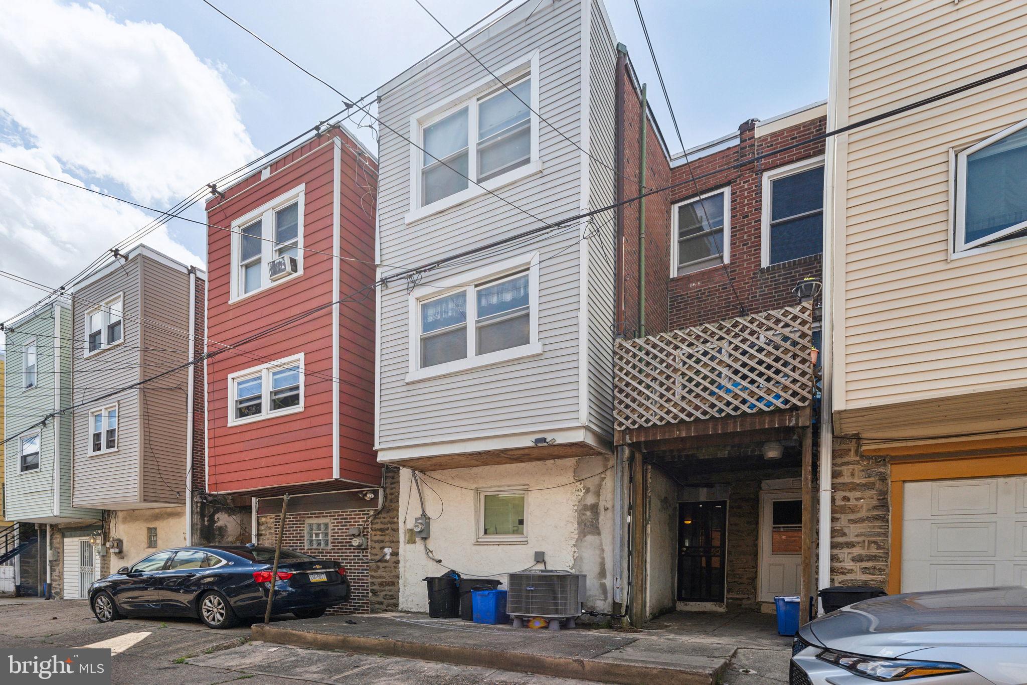 PHILADELPHIA - Residential